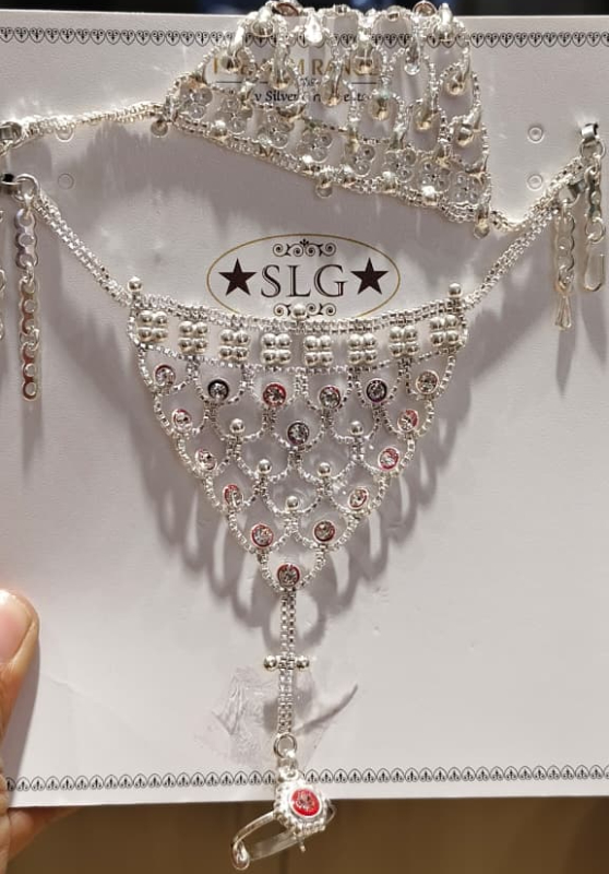 Silver Hath Panja-https://i-media.vyaparify.com/vcards/products/308860/product_1770721685_698b119504a8e.jpeg Image