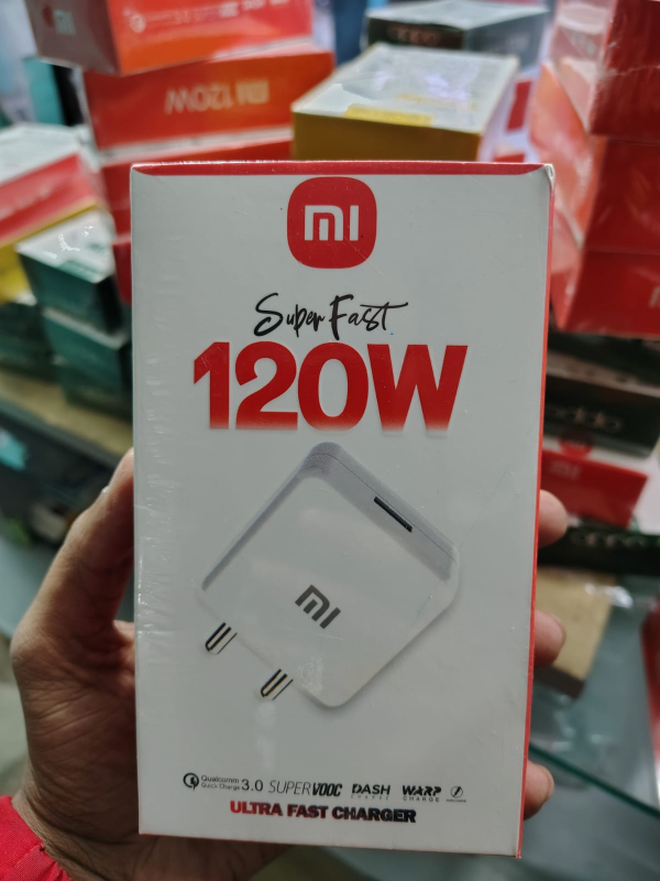120W FAST CHARGER BANERJEE ENTERPRISES Jalpaiguri