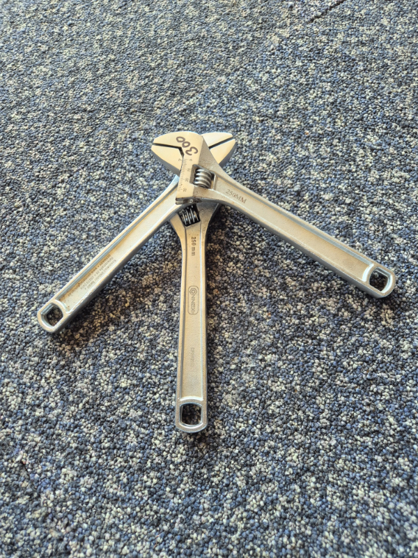 Sliding Wrench 200MM-https://i-media.vyaparify.com/vcards/products/310847/product_1772860188_69abb31c15e73.jpeg Image