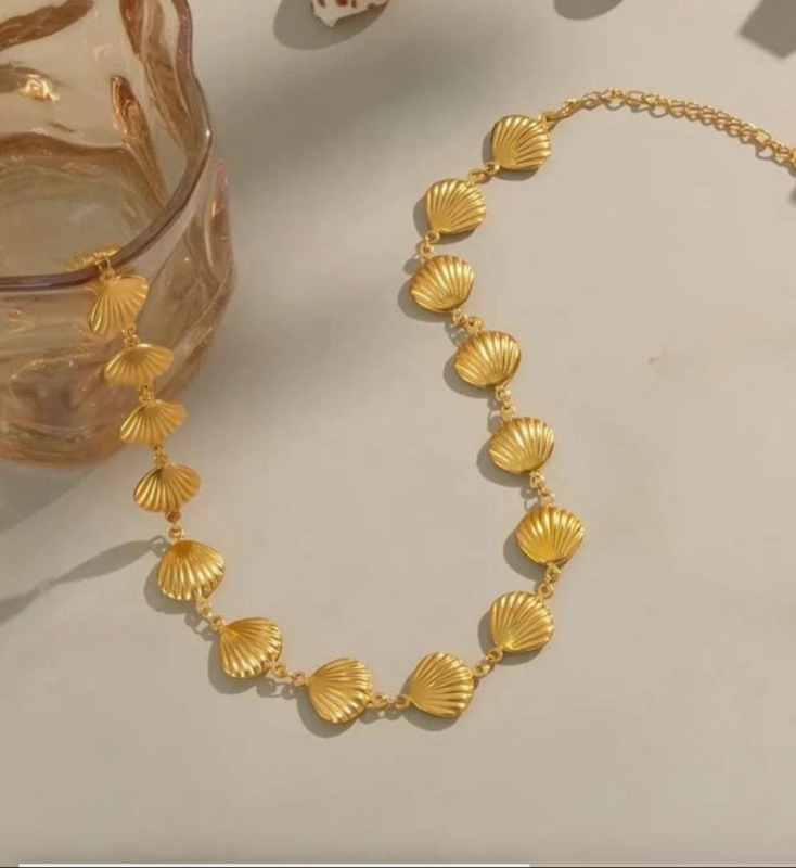 Anti tarnish shell necklace-https://i-media.vyaparify.com/vcards/products/311322/product_1773644185_69b7a999dae31.jpeg Image