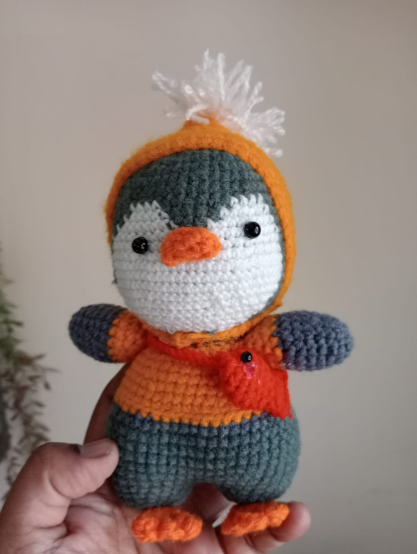 crochet car dangler/toy/bag charm(penguin) Araya Handmade - Handmade Crochet Items Bareilly 1/54,Suresh Sharma Nagar Near SSv Inter College, Bareilly, Uttar Pradesh