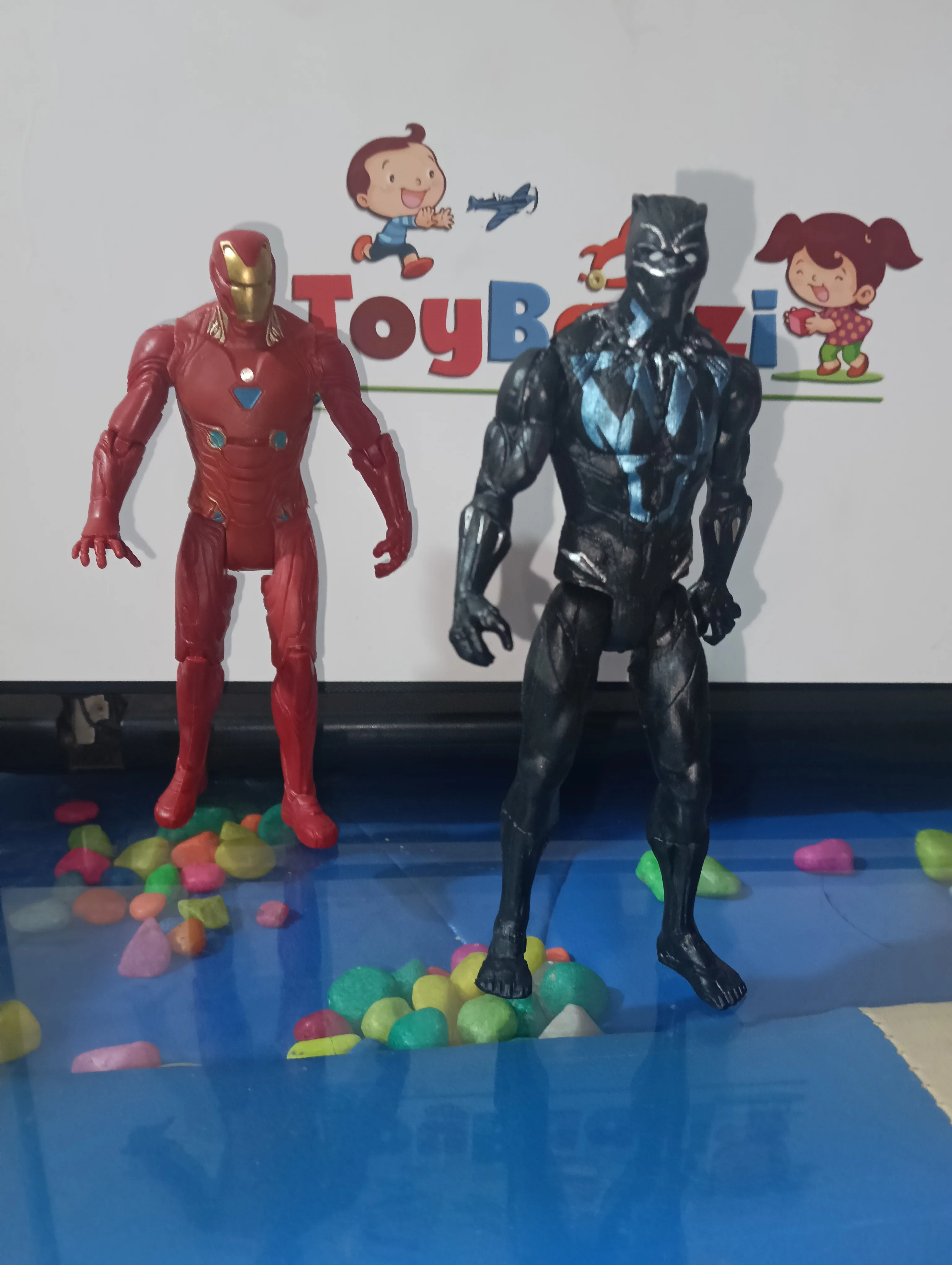 Marvel avenger action figure-https://i-media.vyaparify.com/vcards/products/313168/product_1776439213_69e24fad7e193.webp Image