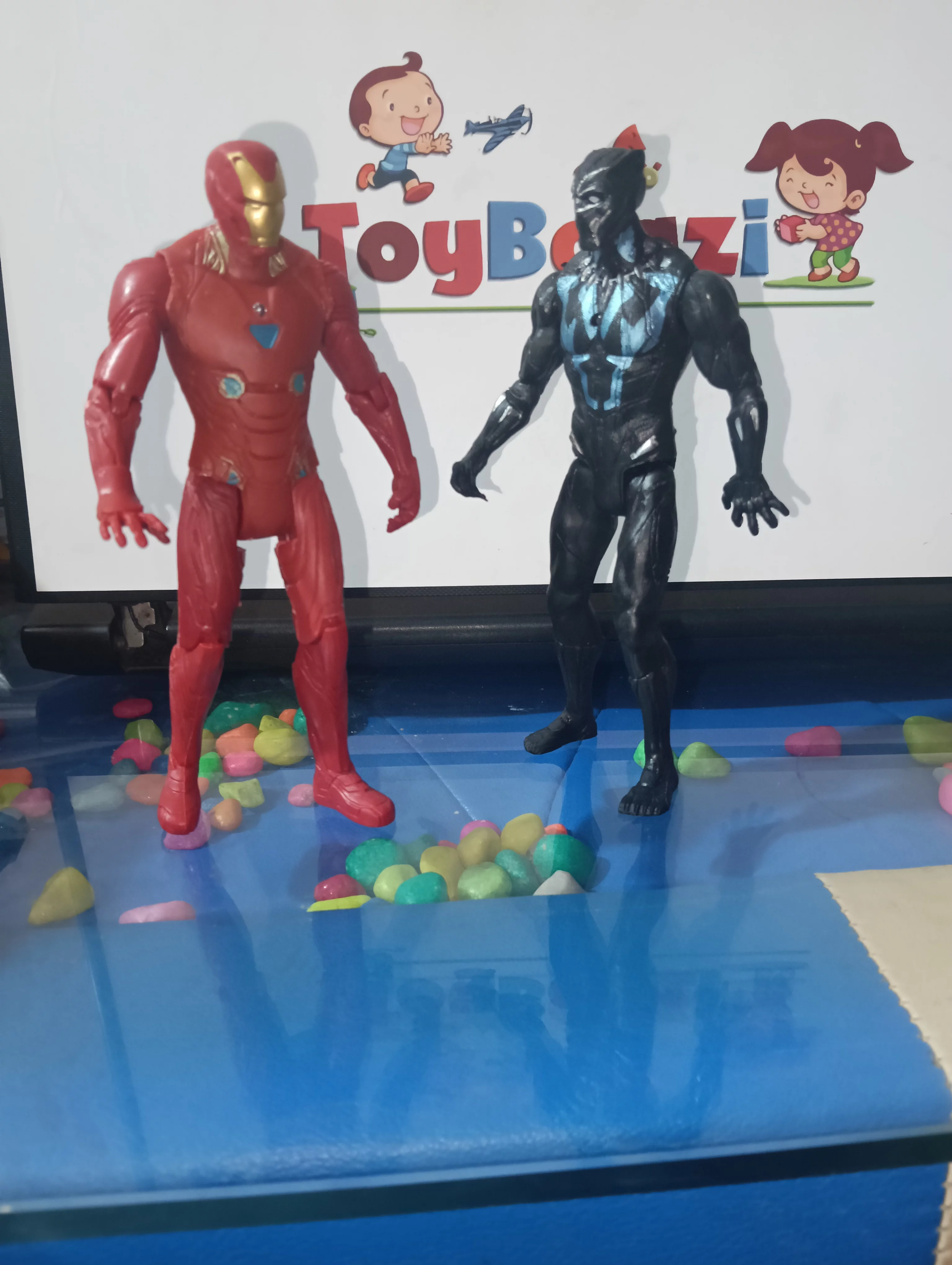 Marvel avenger action figure-https://i-media.vyaparify.com/vcards/products/313169/product_1776439215_69e24fafdfe55.webp Image