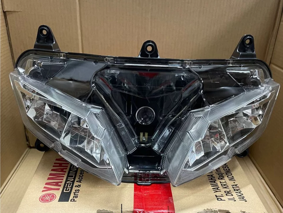 Headlight Assembly for Yamaha R15 V3-https://i-media.vyaparify.com/vcards/products/314205/product_1779444562_6a102b521ae05.webp Image