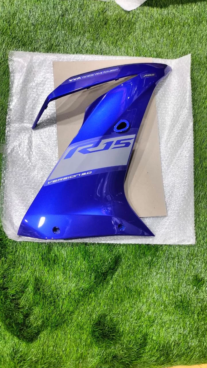 R15 V3 RIGHT SIDE COMP PANEL-https://i-media.vyaparify.com/vcards/products/314207/product_1779446847_6a10343fba35b.webp Image