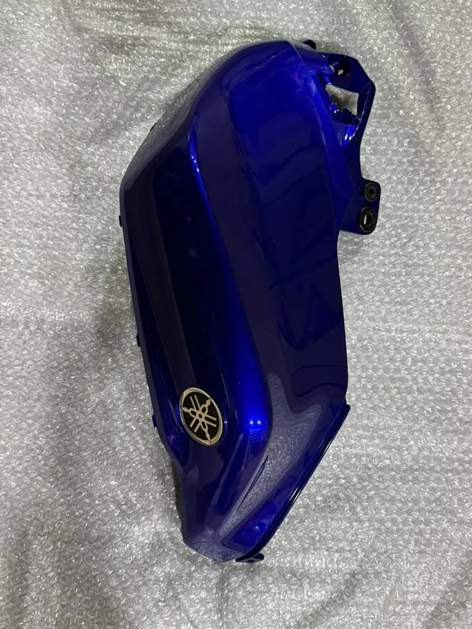 Yamaha R15 V3 Tank Right Side Panel Blue-https://i-media.vyaparify.com/vcards/products/314220/product_1779457232_6a105cd056afa.webp Image