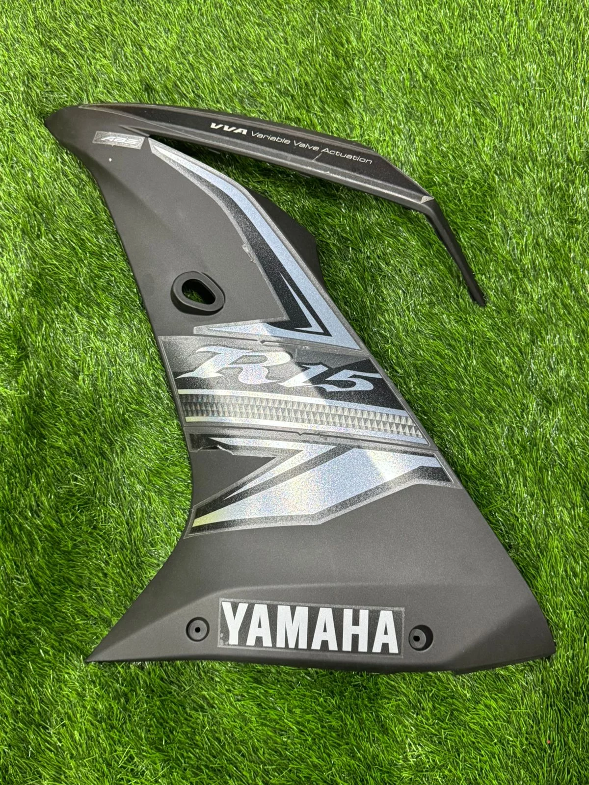 Yamaha R15 V3 Left Comp Panel Black-https://i-media.vyaparify.com/vcards/products/314246/product_1779534517_6a118ab5b0653.webp Image