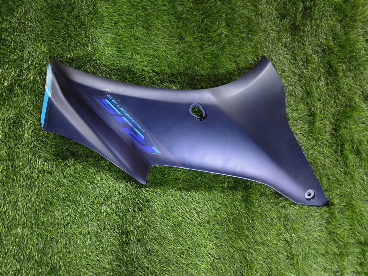R15 V4 Faring Right Side Blue-https://i-media.vyaparify.com/vcards/products/314319/product_1779775031_6a1536370edc3.webp Image