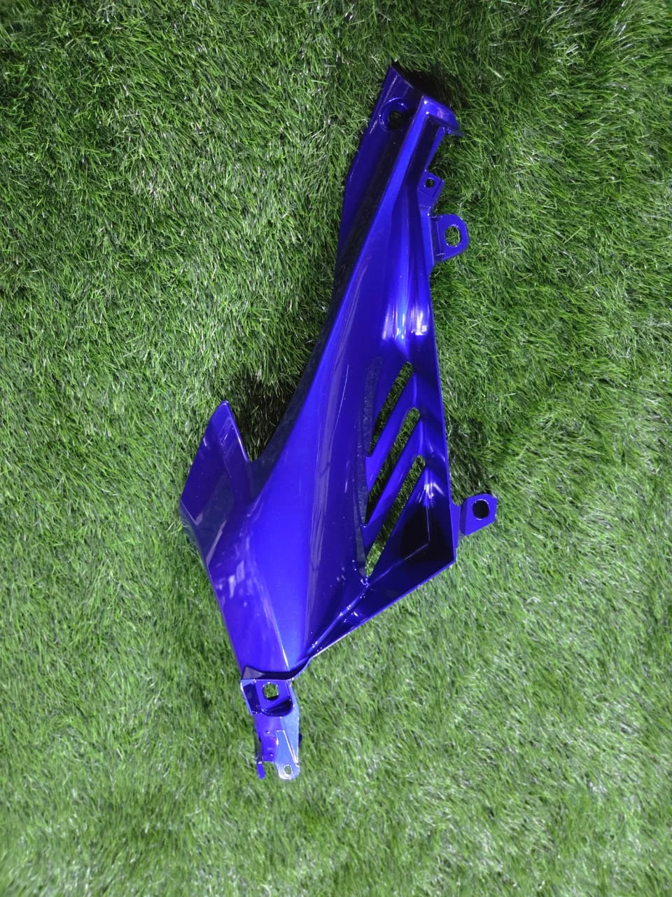 R15 V4 Left Side Inner Cover Blue-https://i-media.vyaparify.com/vcards/products/314365/product_1779794579_6a15829318a88.webp Image