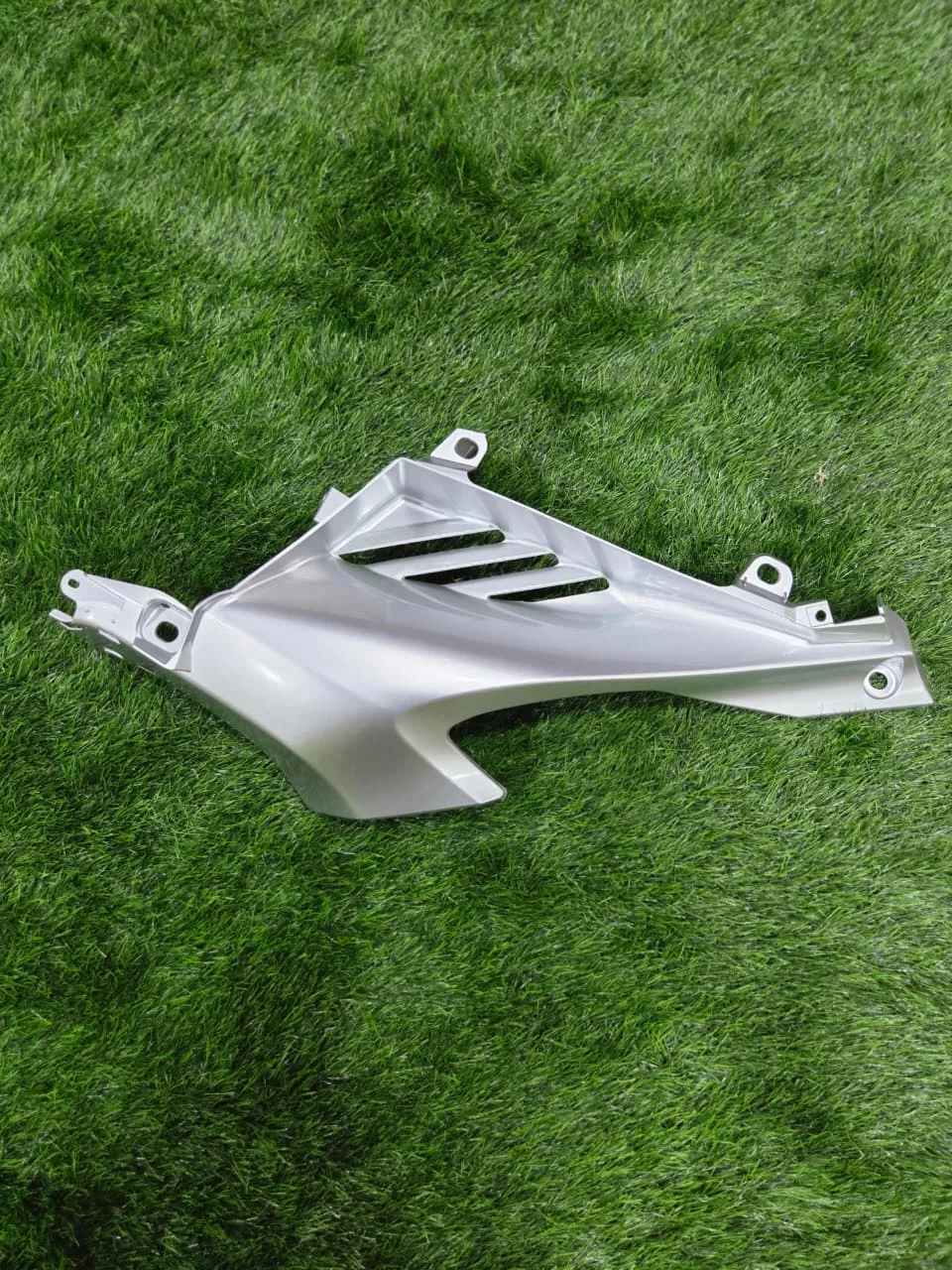  R15 M RIGHT INNER PANEL TN36 FRIENDS AUTO ACCESSORIES TN36 Friends Auto & Accessories 504 , Mysore Trunk Road North Sathyamangalam, Erode District , TAMIL NADU 638402 India