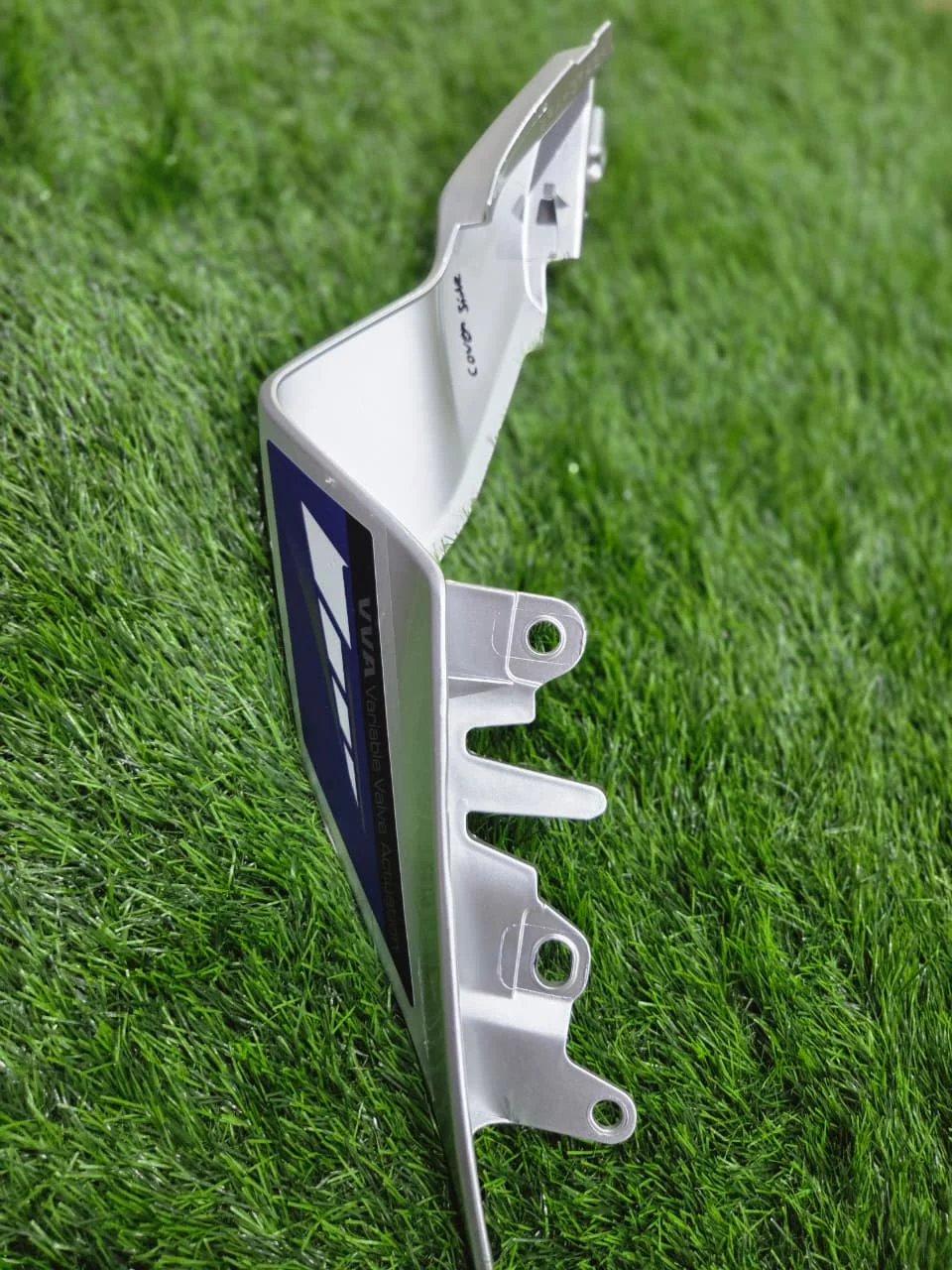 R15 M Tail Left Panel-https://i-media.vyaparify.com/vcards/products/314499/product_1780047773_6a195f9d1d216.webp Image