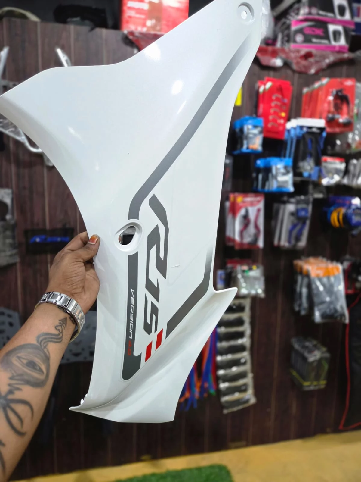R15 V4 LEFT COMP PANEL WHITE in Erode-https://i-media.vyaparify.com/vcards/products/314708/product_1780393021_6a1ea43d2243a.webp Image