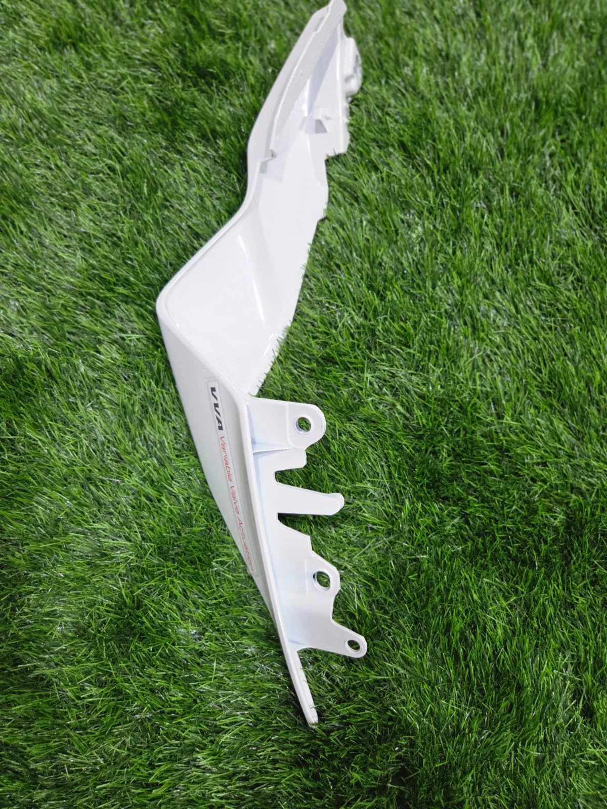  YAMAHA R15 V4 WHITE TAIL PANEL LEFT Erode TN36 FRIENDS AUTO ACCESSORIES TN36 Friends Auto & Accessories 504 , Mysore Trunk Road North Sathyamangalam, Erode District , TAMIL NADU 638402 India