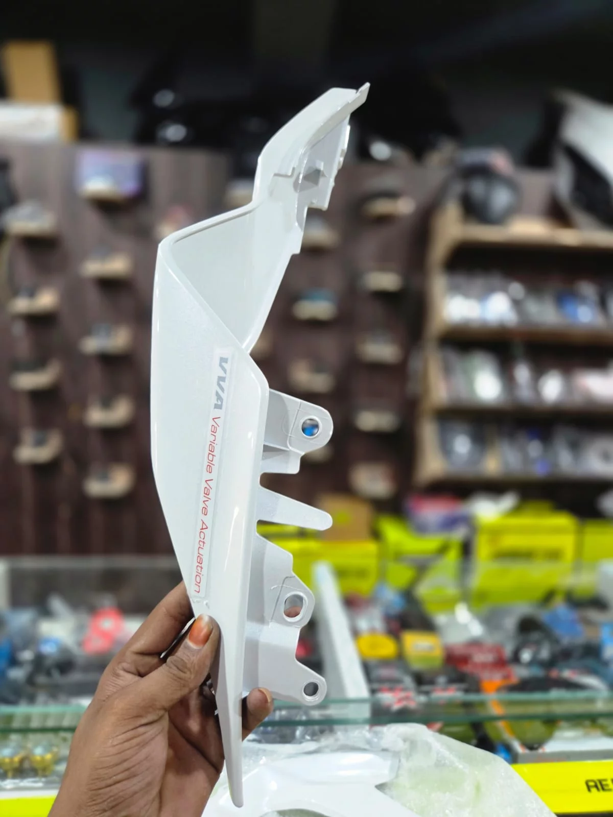YAMAHA R15 V4 WHITE TAIL PANEL LEFT Erode-https://i-media.vyaparify.com/vcards/products/314717/product_1780393495_6a1ea6179caaa.webp Image
