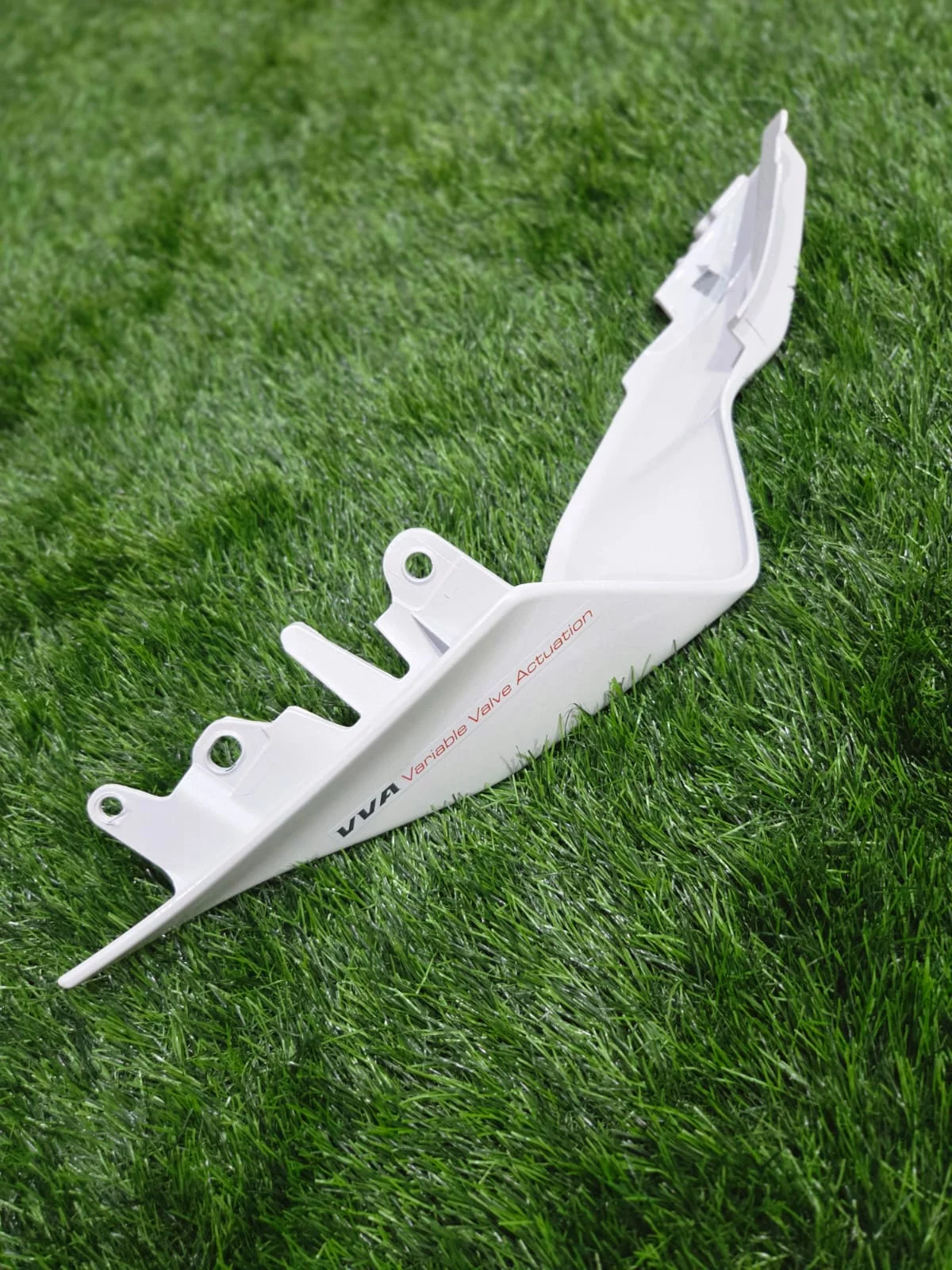  YAMAHA R15 V4 WHITE TAIL PANEL RIGHT Erode TN36 FRIENDS AUTO ACCESSORIES TN36 Friends Auto & Accessories 504 , Mysore Trunk Road North Sathyamangalam, Erode District , TAMIL NADU 638402 India