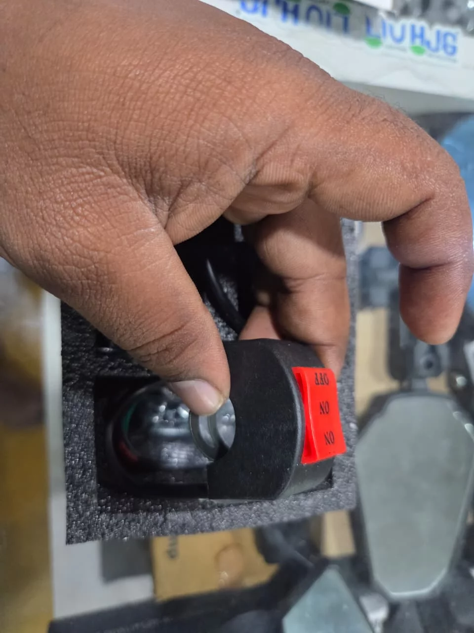  MINI LENS FOG LIGHT TN36 FRIENDS AUTO ACCESSORIES TN36 Friends Auto & Accessories 504 , Mysore Trunk Road North Sathyamangalam, Erode District , TAMIL NADU 638402 India