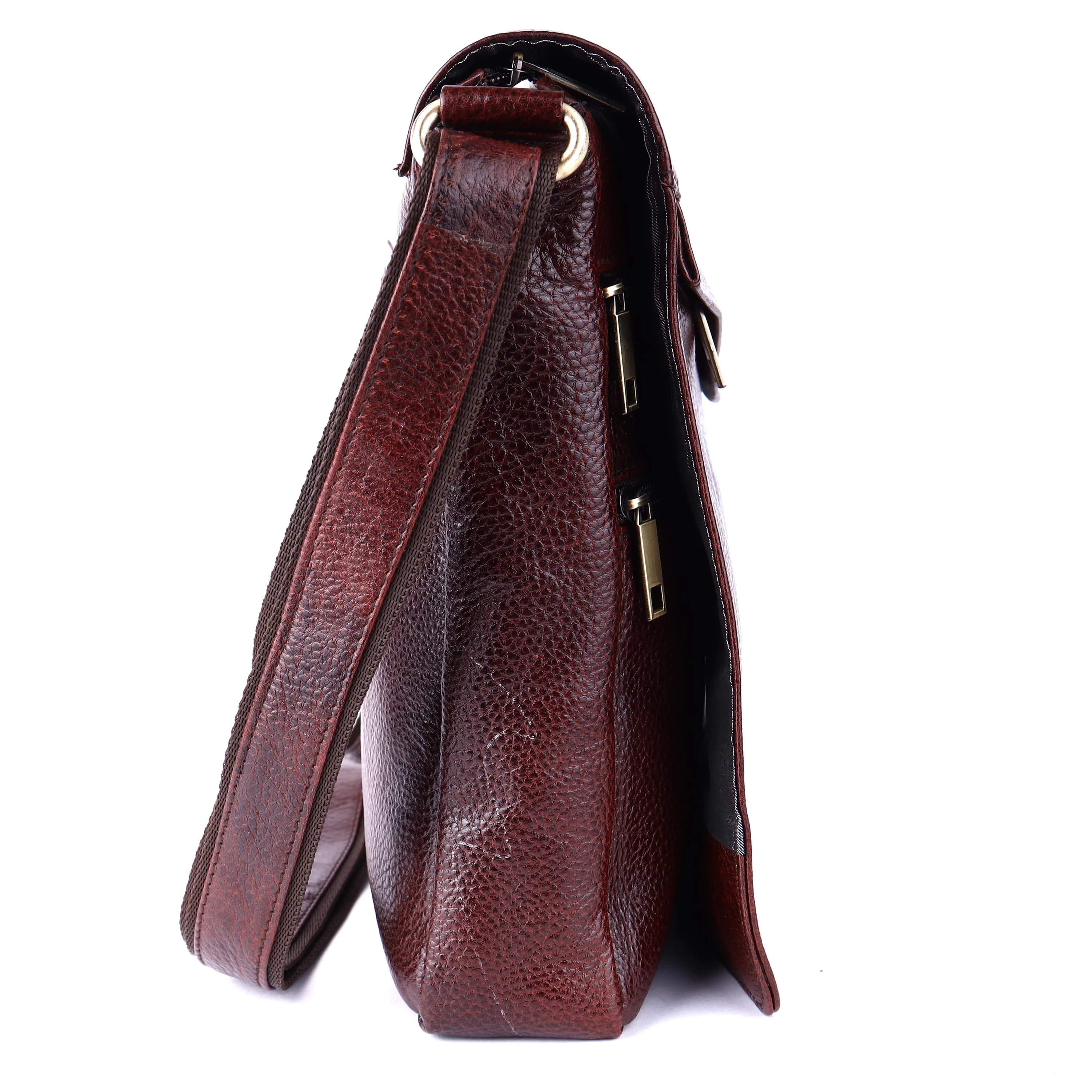 Falcon Crest Shoulder Bag in Kolkata-https://i-media.vyaparify.com/vcards/products/314943/product_1781245480_6a2ba628bbe88.webp Image