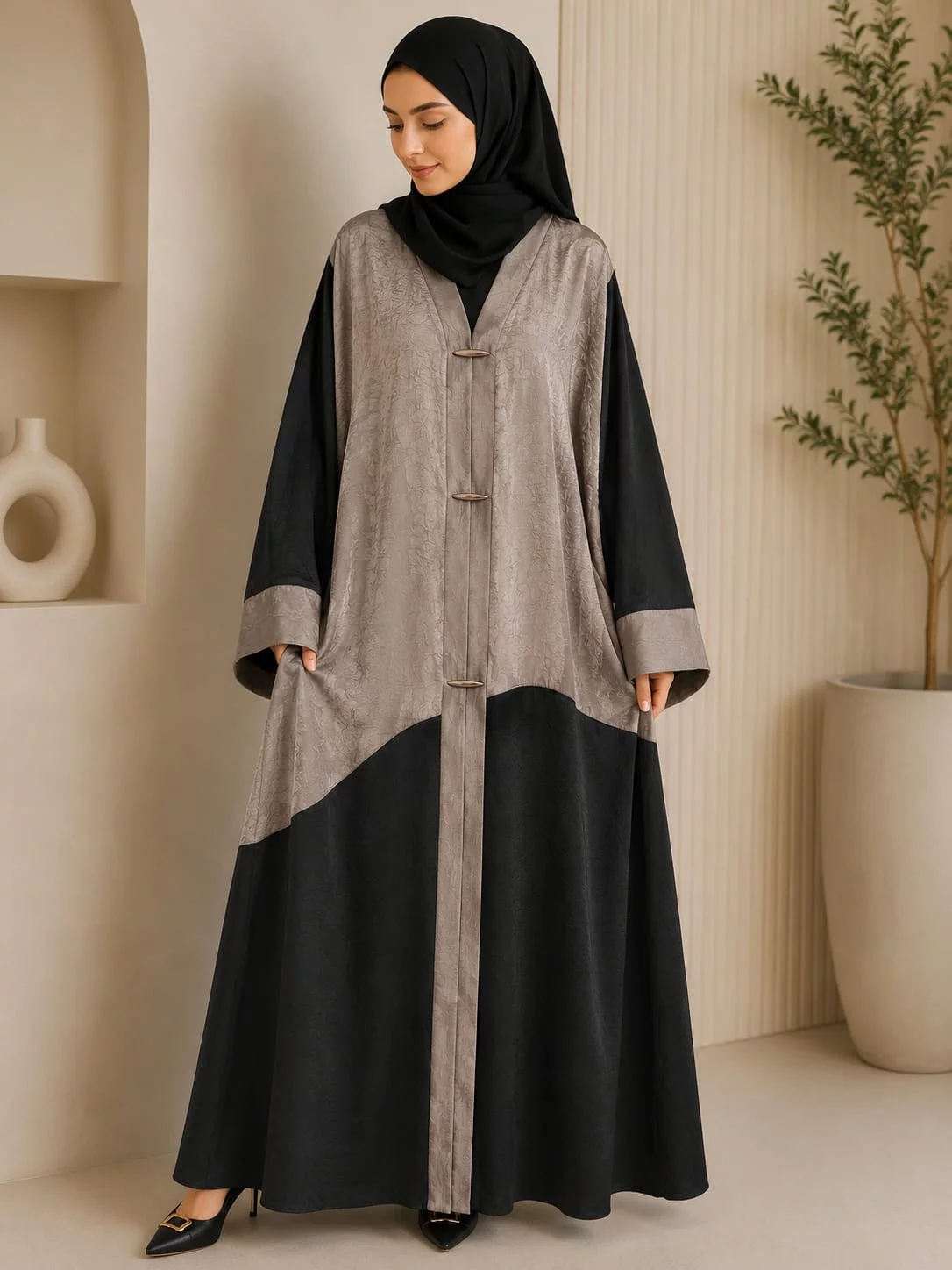 Modern Color-Block Abaya in Vasai-https://i-media.vyaparify.com/vcards/products/315089/product_1781699843_6a329503893a5.webp Image