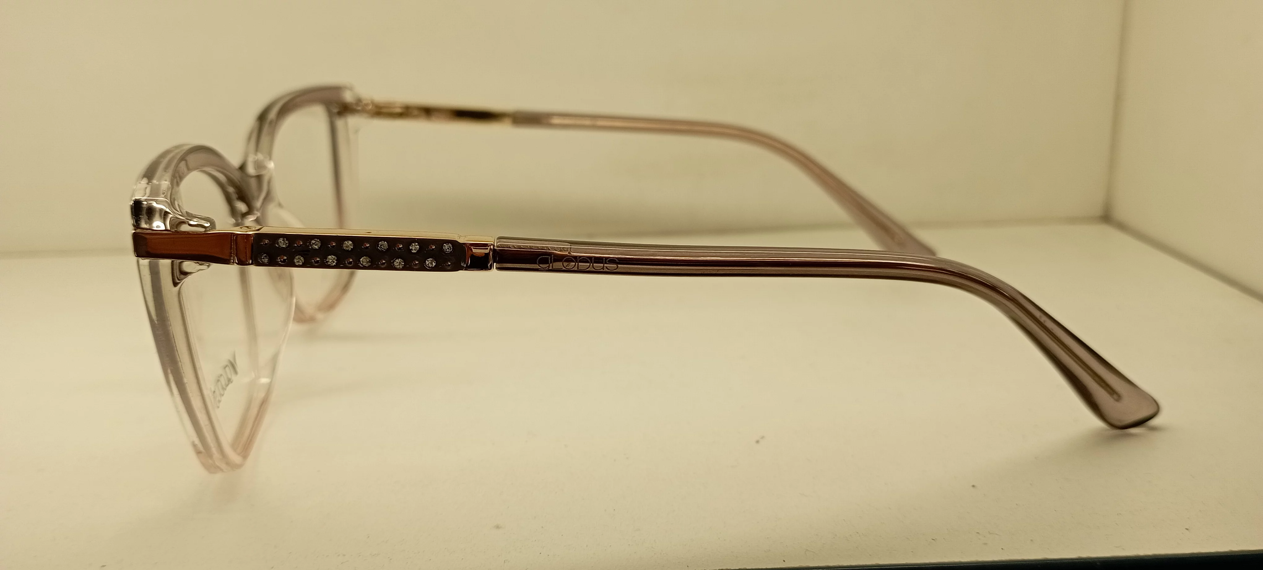 Globus Eyewear in Mumbai - Daily Wear Spectacles Optica Eyewear - Best Opticians In Colaba Shop No 3, Punita Bulding, Near INS Shikra, Shahid Bhagat Singh Rd, Colaba, Mumbai, Maharashtra 400005