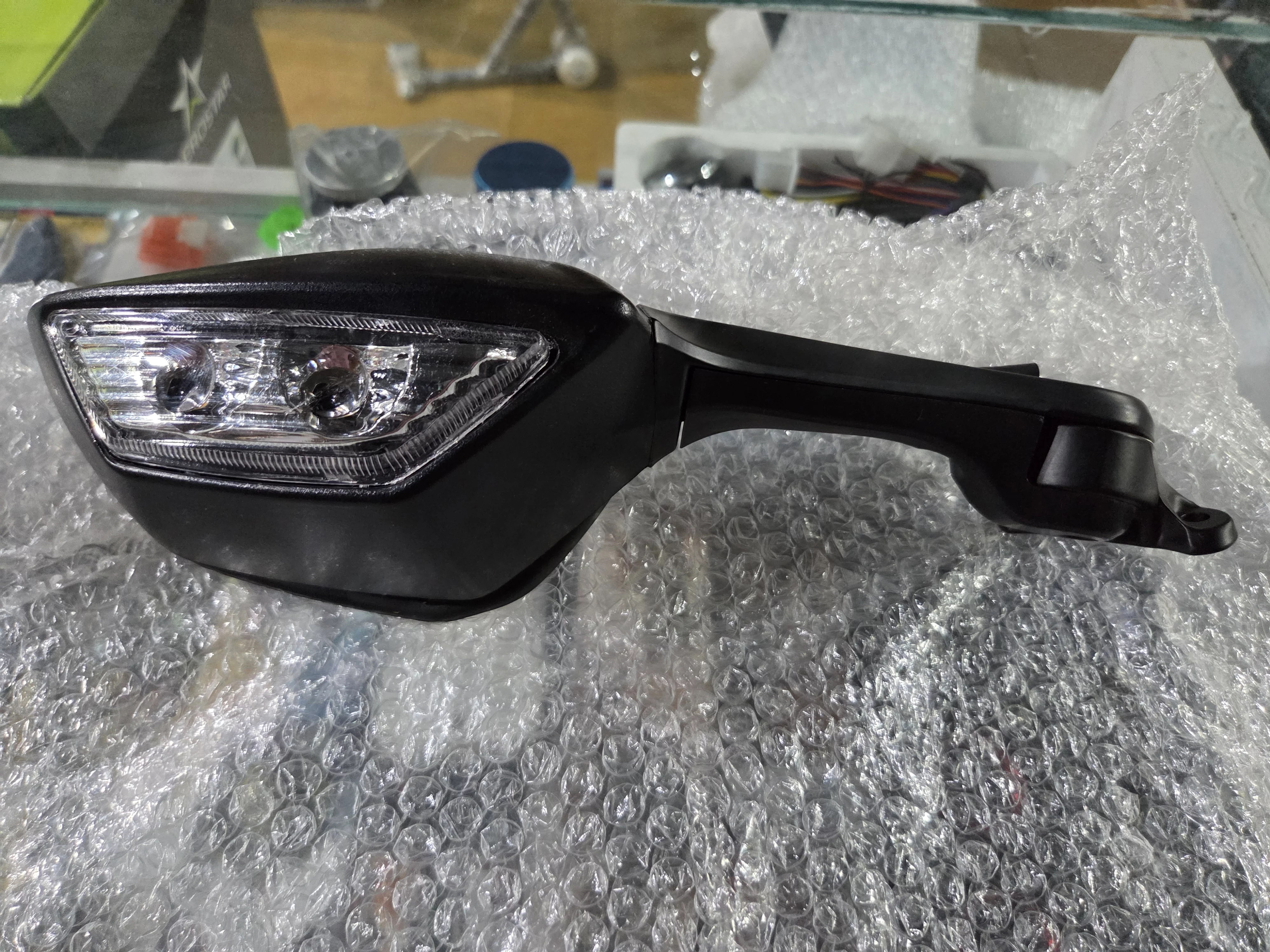 Kawasaki NINJA ZX-10R Mirror TN36 FRIENDS AUTO ACCESSORIES TN36 Friends Bike Accessories 504 , Mysore Trunk Road North Sathyamangalam, Erode District , TAMIL NADU 638402 India