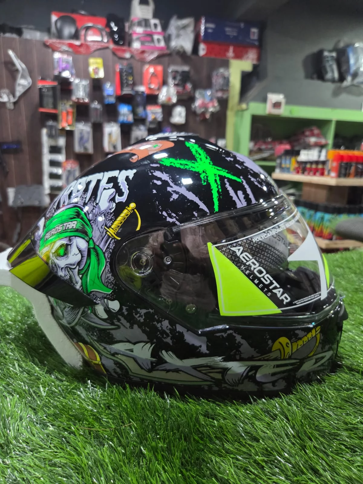 AEROSTAR HELMETS AXTER MODEL TN36 FRIENDS AUTO ACCESSORIES TN36 Friends Bike Accessories 504 , Mysore Trunk Road North Sathyamangalam, Erode District , TAMIL NADU 638402 India