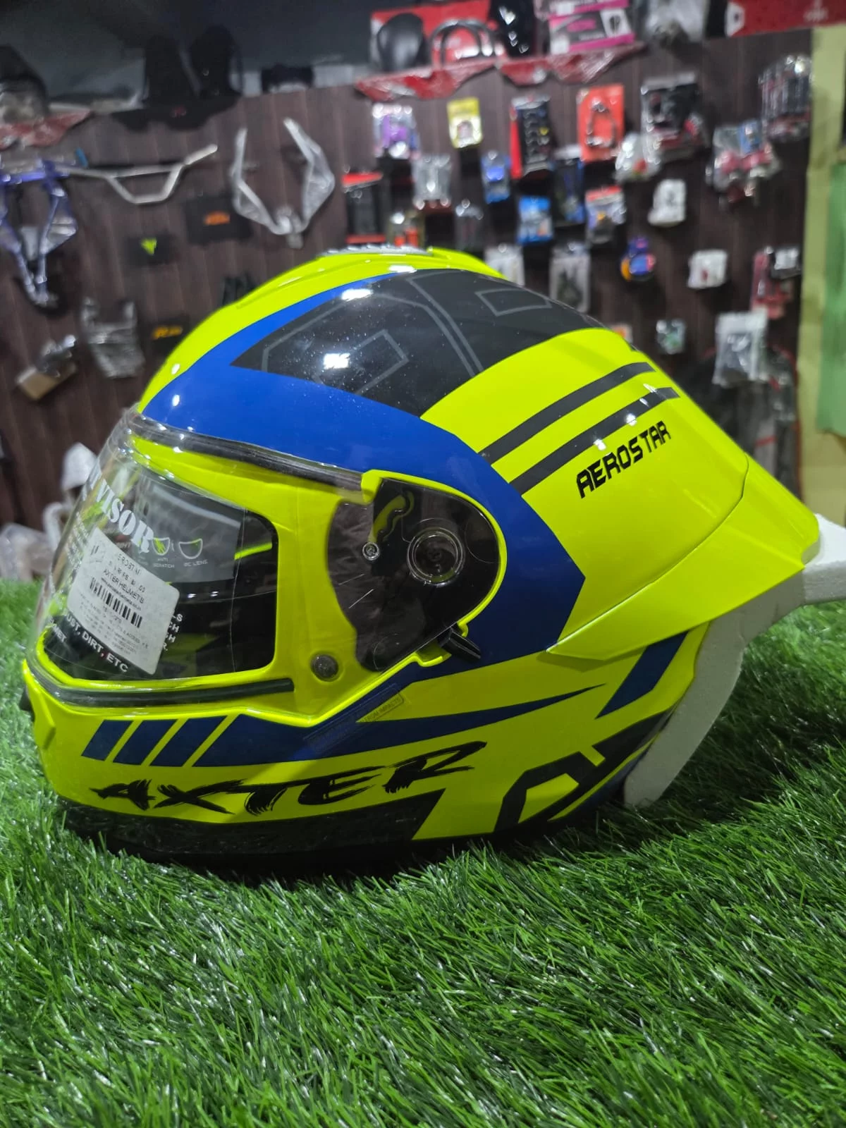 AEROSTAR HELMETS AXTER MODEL TN36 FRIENDS AUTO ACCESSORIES TN36 Friends Bike Accessories 504 , Mysore Trunk Road North Sathyamangalam, Erode District , TAMIL NADU 638402 India