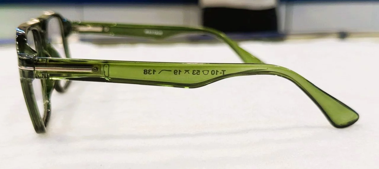 Glossy Fibre Frame Square Shape Spectacles