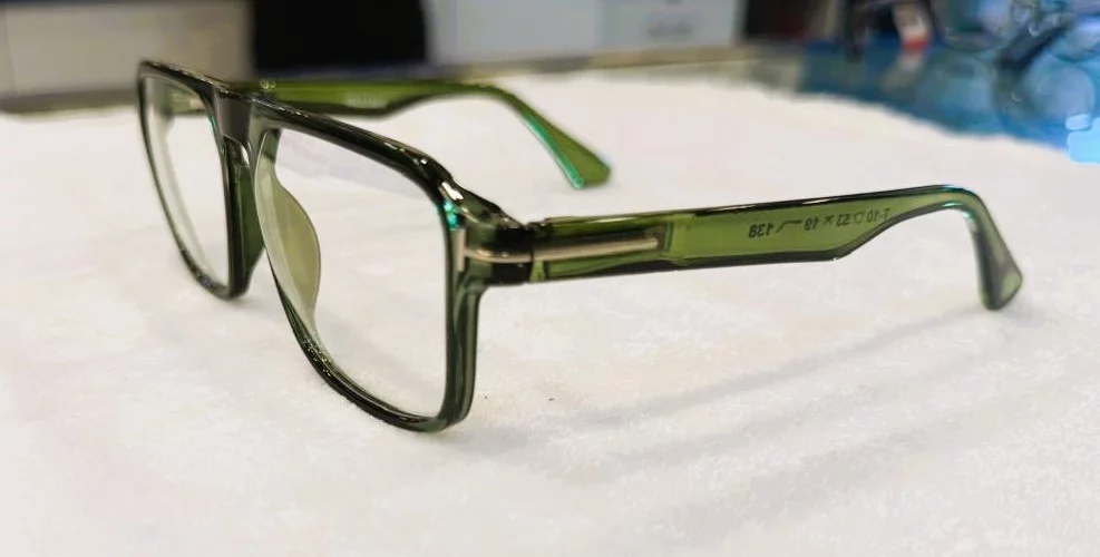 Glossy Fibre Frame Square Shape Spectacles
