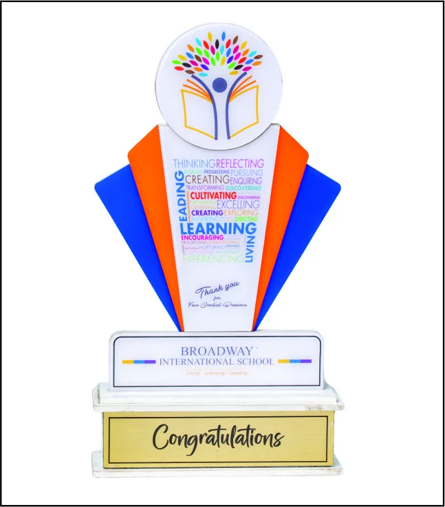 Customized Acrelicy Golden Colour Full Print Trophy Design