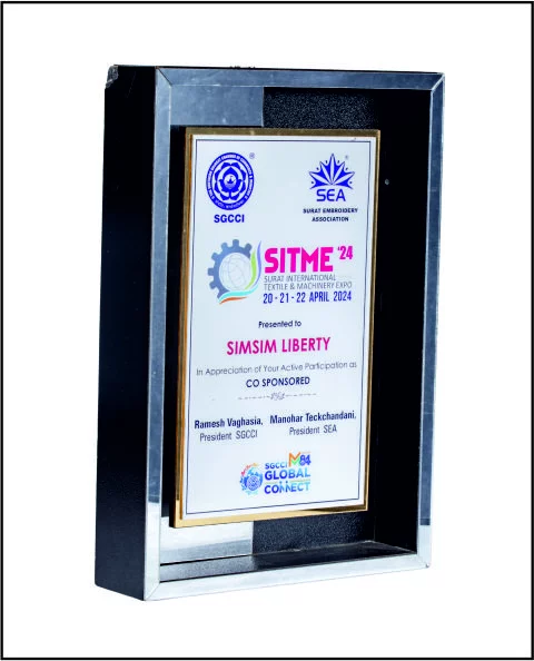 Wooden Award Box with Gold Figure Trophy, Black Matte Finish