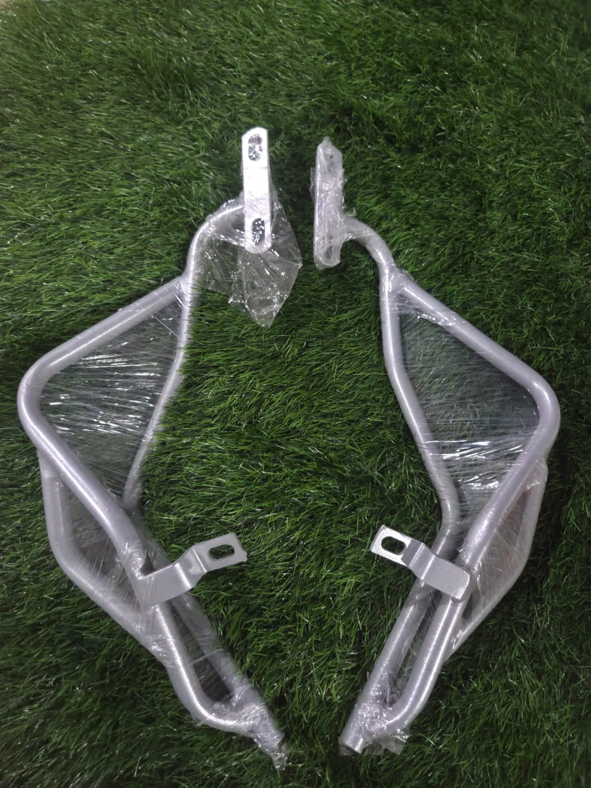 R15 V3 GRAB RAIL