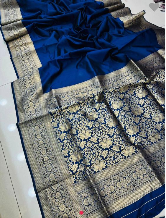 Banarasi Saree-https://i-media.vyaparify.com/vcards/products/31793/WhatsApp-Image-2024-03-10-at-23.26.17.jpeg Image