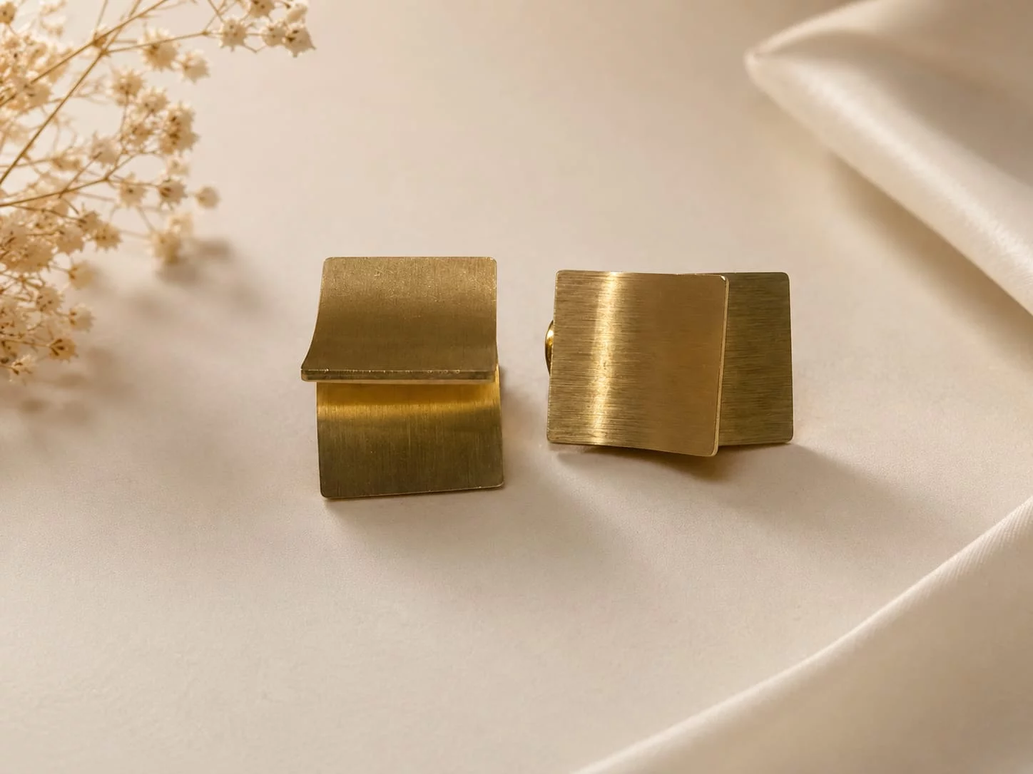 Brushed Metal Folded Square Studs Kairavi Vijay Nagar, Indore, Madhya Pradesh 452010, India