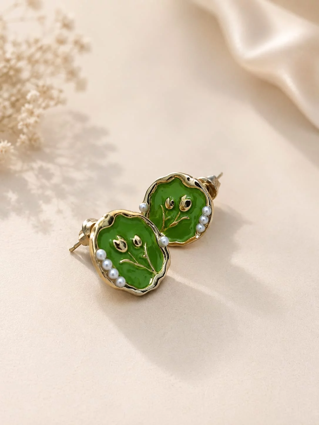 Green Coin Pearl Studs Kairavi Vijay Nagar, Indore, Madhya Pradesh 452010, India
