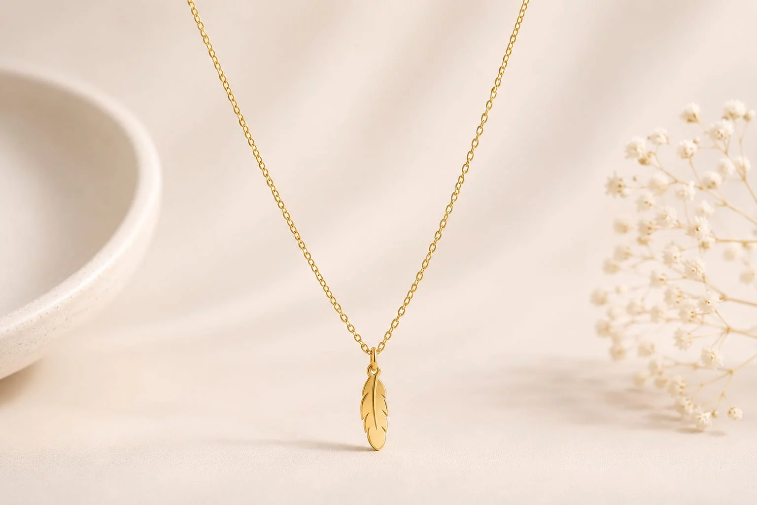 Rose Gold Feather Pendant Necklace Kairavi Vijay Nagar, Indore, Madhya Pradesh 452010, India
