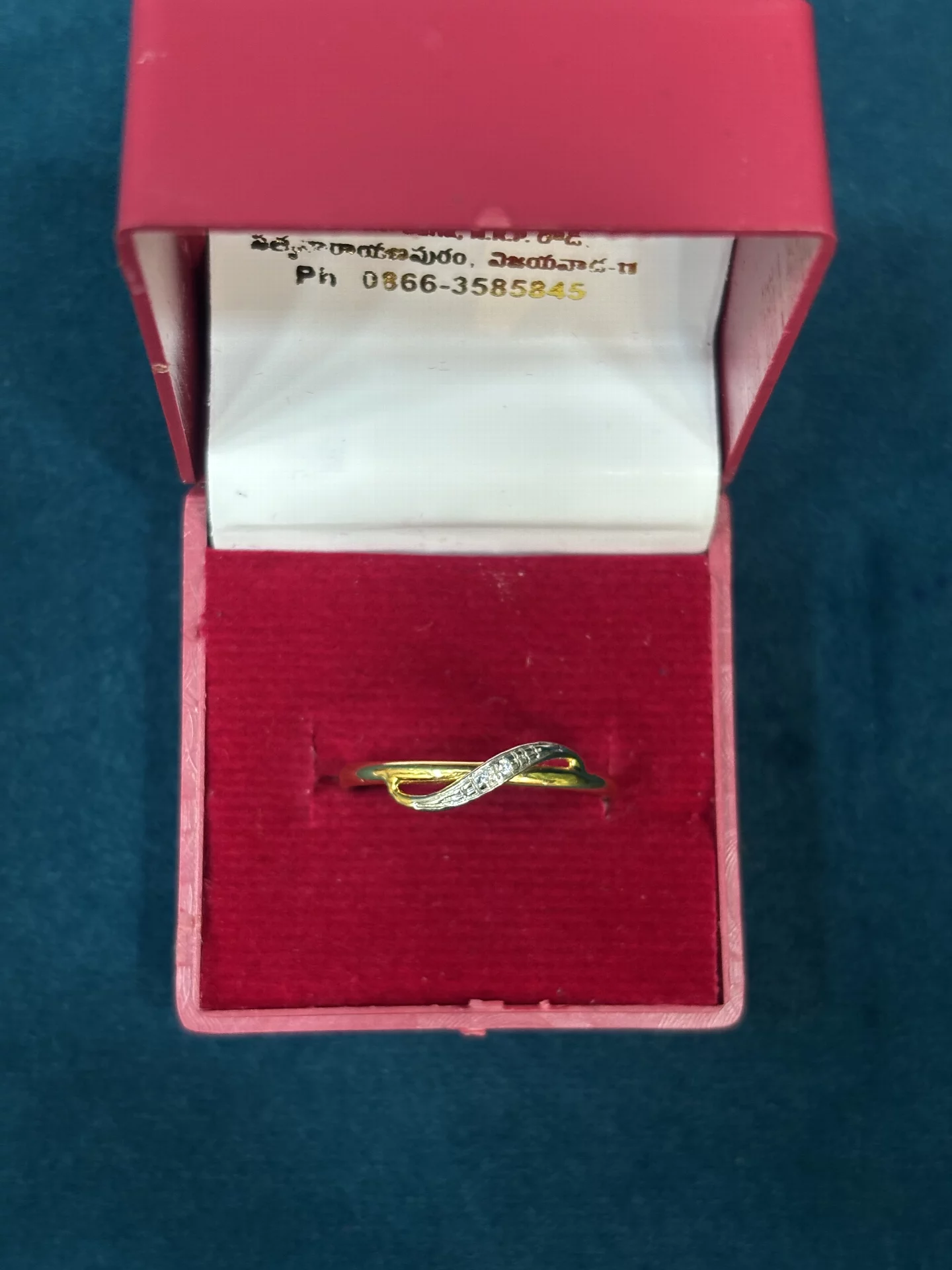 Diamond Ring Amrutha Jewellers 23-11-7, Nageswara Rao Pantulu Rd, Satyaranayana Puram, Vijayawada, Andhra Pradesh 520011, India