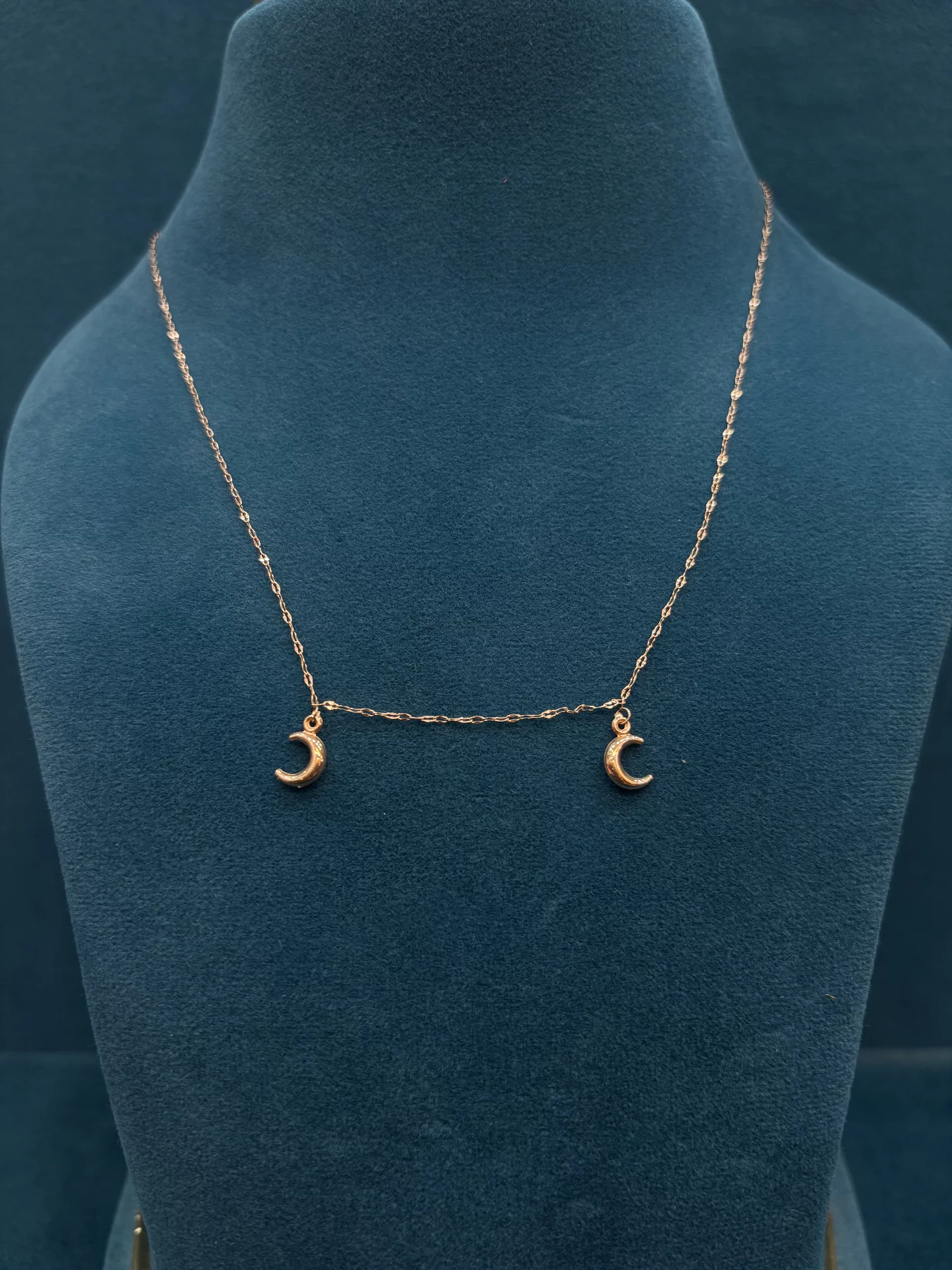 Half Moon Charms Chain Amrutha Jewellers 23-11-7, Nageswara Rao Pantulu Rd, Satyaranayana Puram, Vijayawada, Andhra Pradesh 520011, India