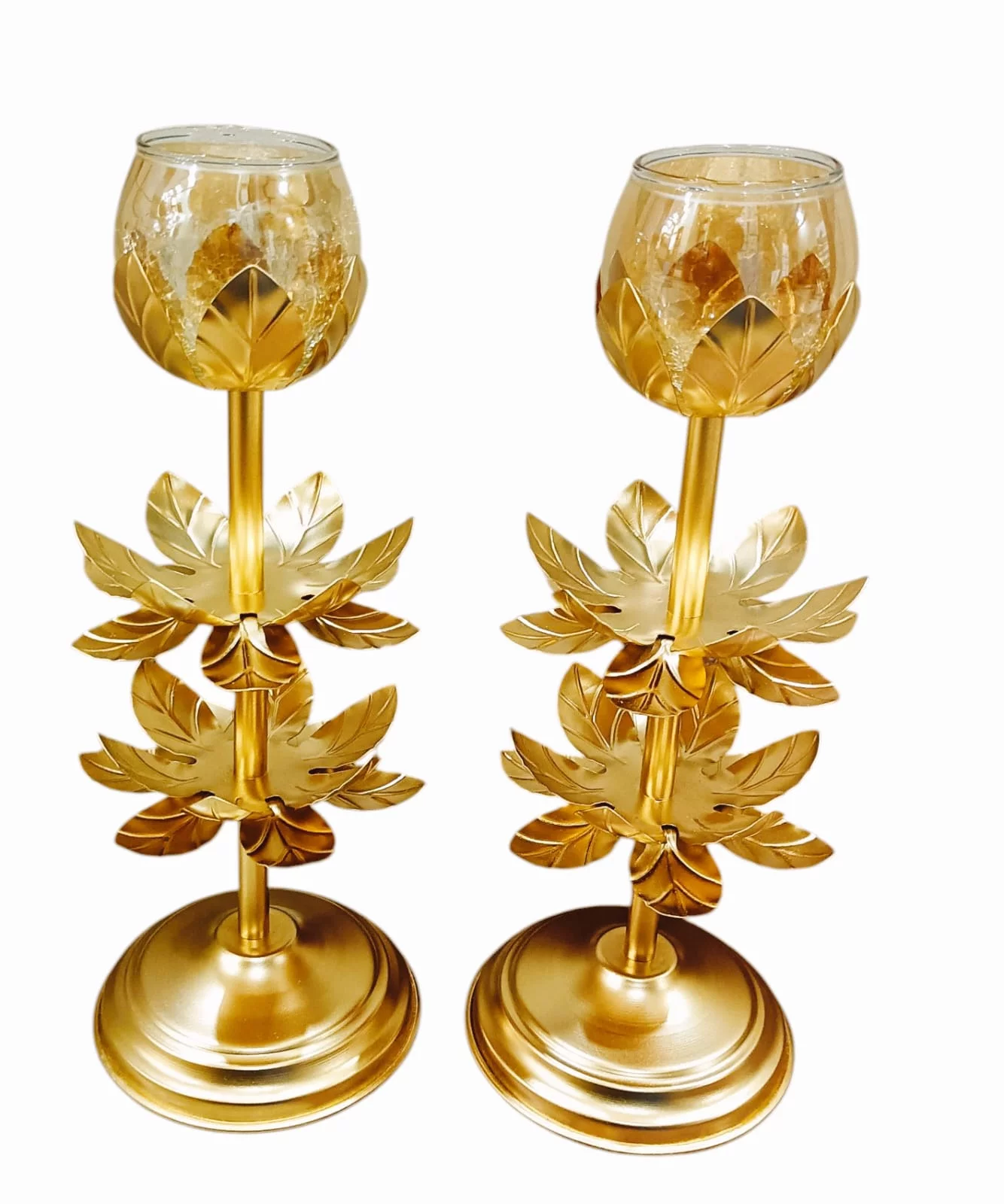 Golden Leaf Design Candle Holder Set