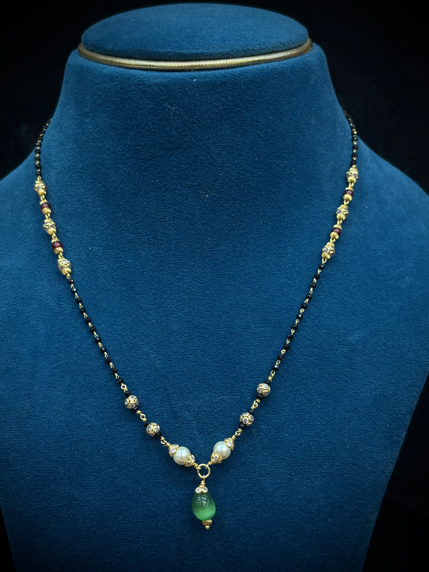 Pearl Black Beads Chain Amrutha Jewellers 23-11-7, Nageswara Rao Pantulu Rd, Satyaranayana Puram, Vijayawada, Andhra Pradesh 520011, India