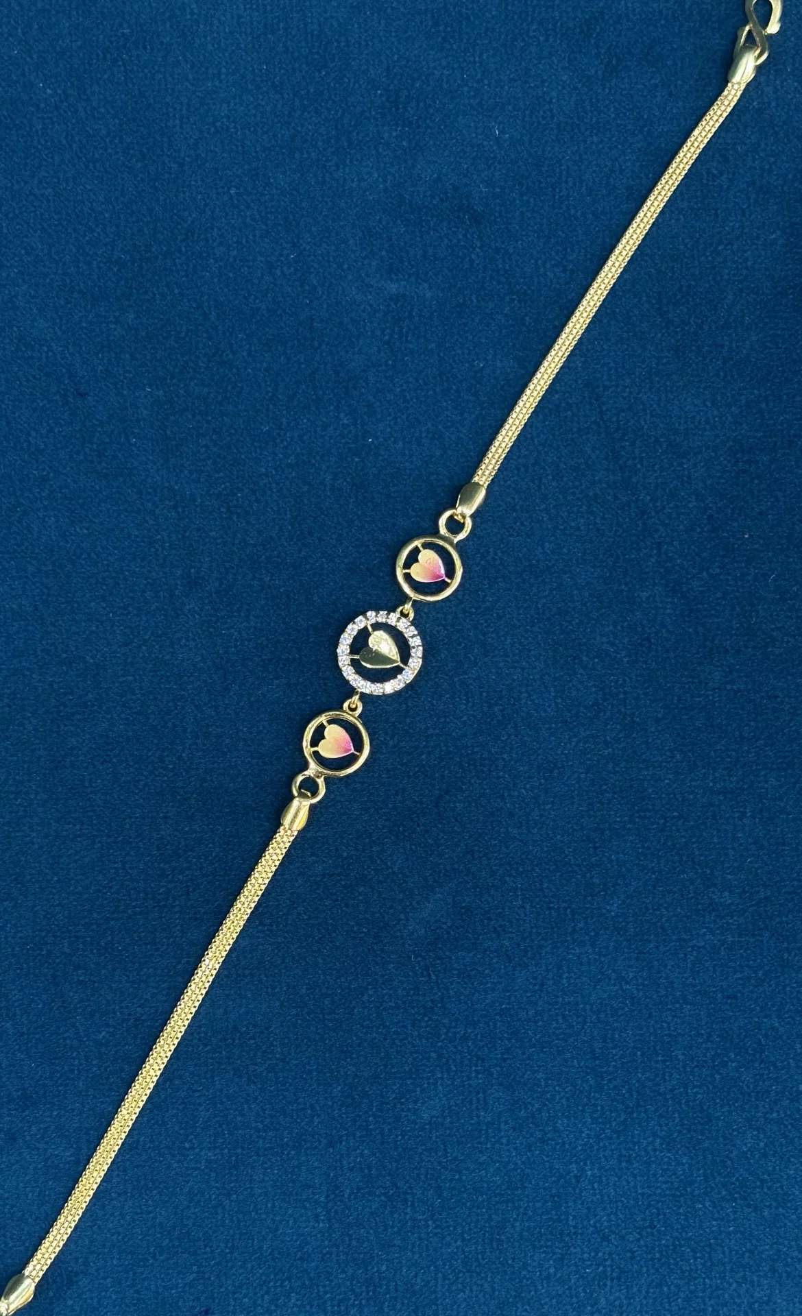 Ladies Bracelet Amrutha Jewellers 23-11-7, Nageswara Rao Pantulu Rd, Satyaranayana Puram, Vijayawada, Andhra Pradesh 520011, India