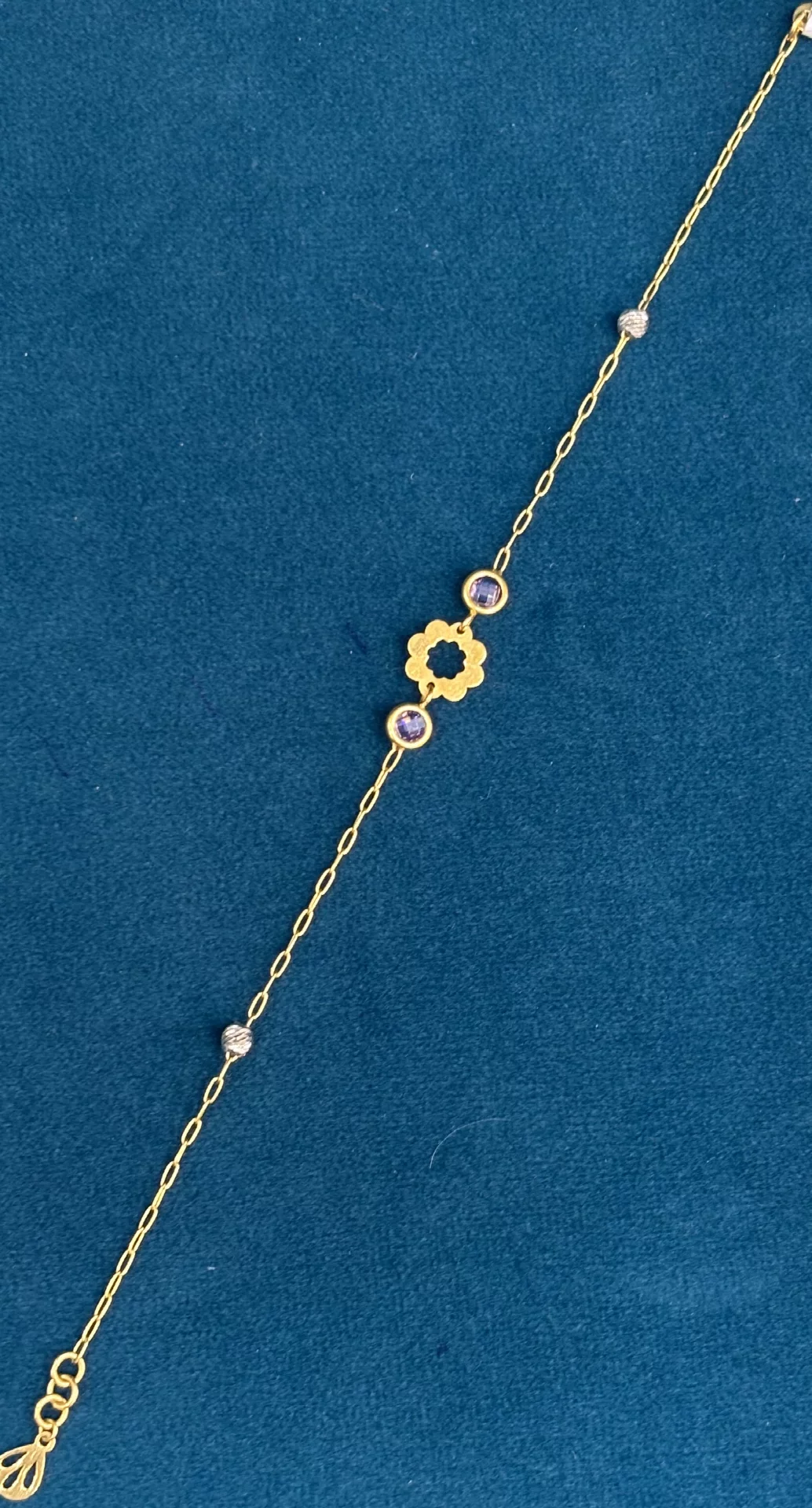 Unique Bracelet Amrutha Jewellers 23-11-7, Nageswara Rao Pantulu Rd, Satyaranayana Puram, Vijayawada, Andhra Pradesh 520011, India