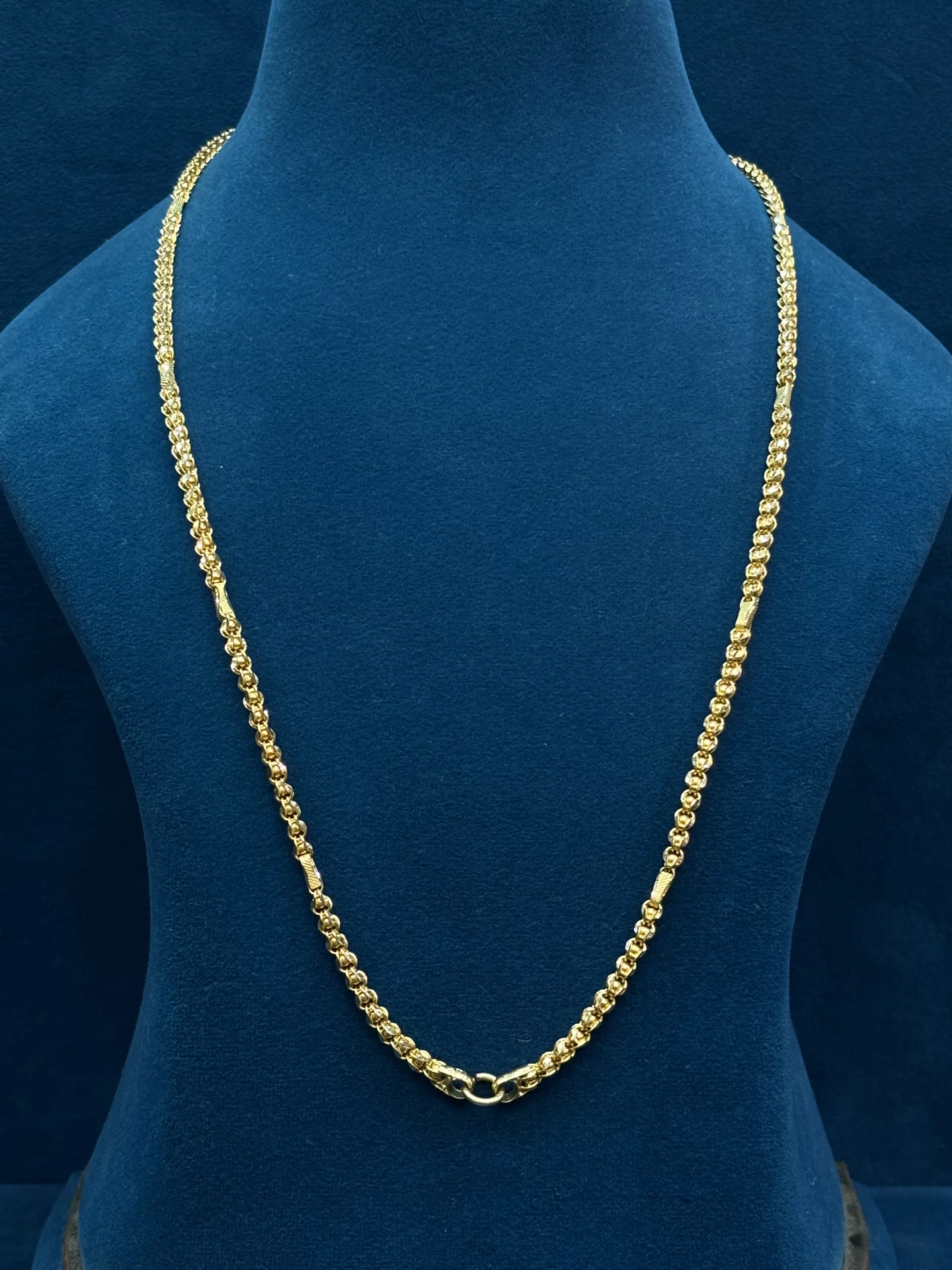 Gold Thali Chain Amrutha Jewellers 23-11-7, Nageswara Rao Pantulu Rd, Satyaranayana Puram, Vijayawada, Andhra Pradesh 520011, India