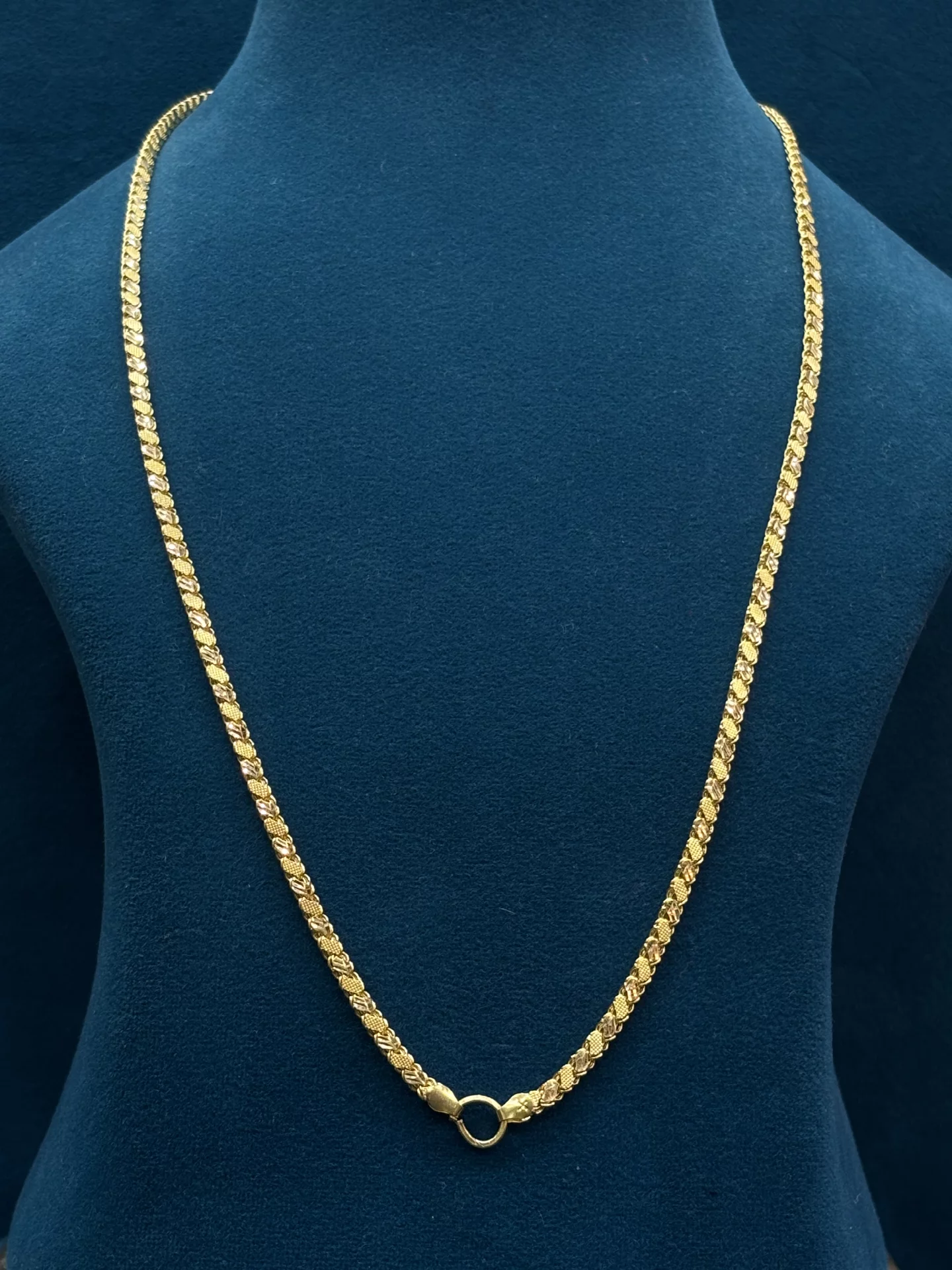 Gold Thali Chain Amrutha Jewellers 23-11-7, Nageswara Rao Pantulu Rd, Satyaranayana Puram, Vijayawada, Andhra Pradesh 520011, India