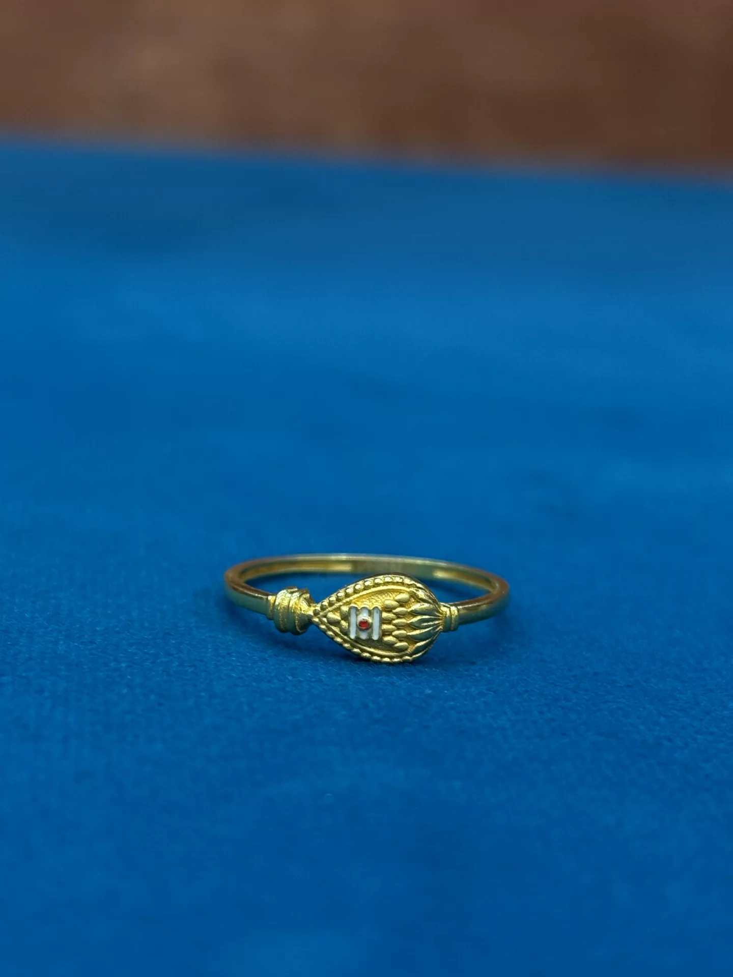 Subrahmanya Swami ring Amrutha Jewellers 23-11-7, Nageswara Rao Pantulu Rd, Satyaranayana Puram, Vijayawada, Andhra Pradesh 520011, India