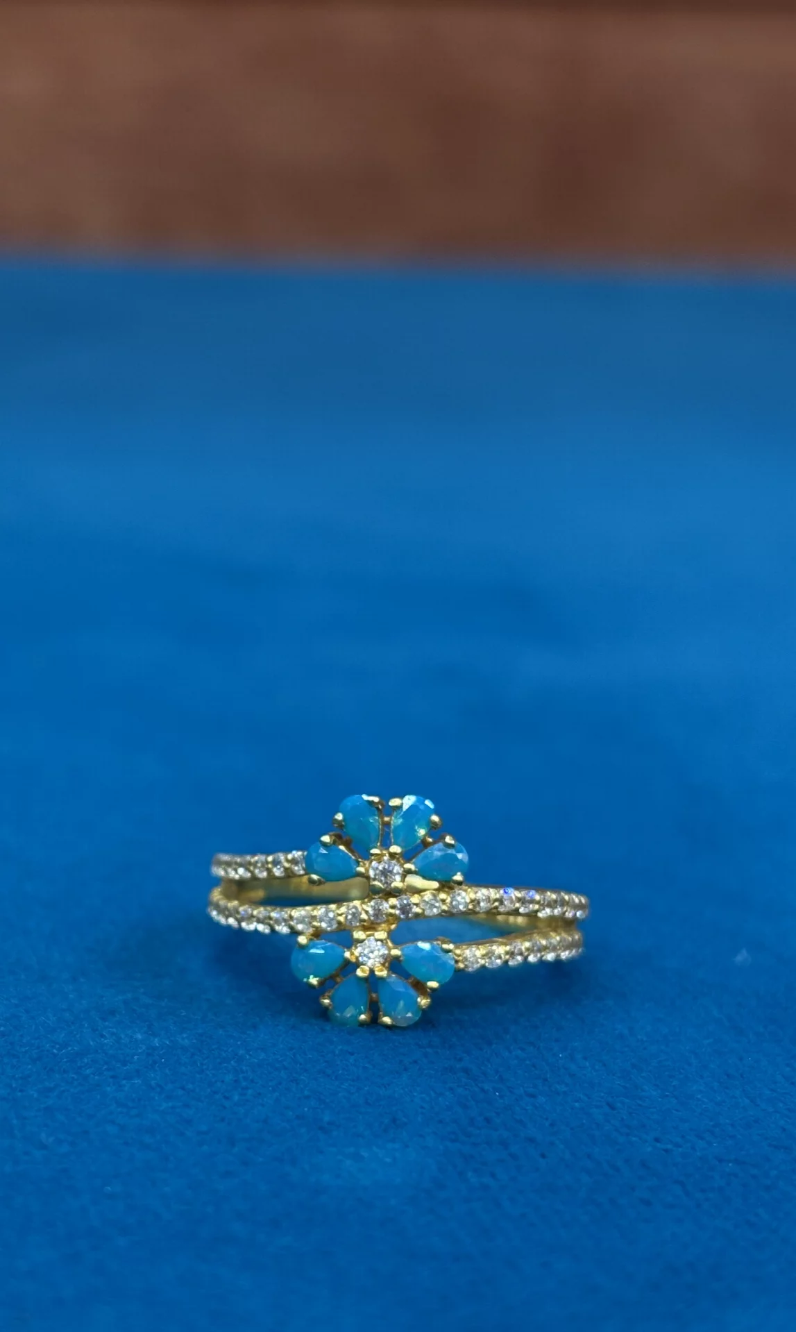Gold Stone Ring Amrutha Jewellers 23-11-7, Nageswara Rao Pantulu Rd, Satyaranayana Puram, Vijayawada, Andhra Pradesh 520011, India