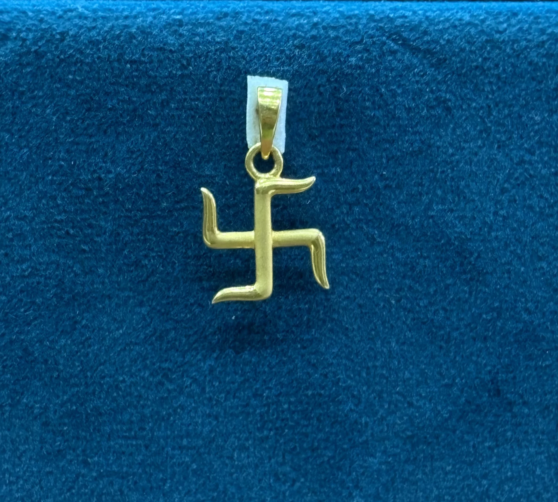 Gold Swasthick Locket Amrutha Jewellers 23-11-7, Nageswara Rao Pantulu Rd, Satyaranayana Puram, Vijayawada, Andhra Pradesh 520011, India