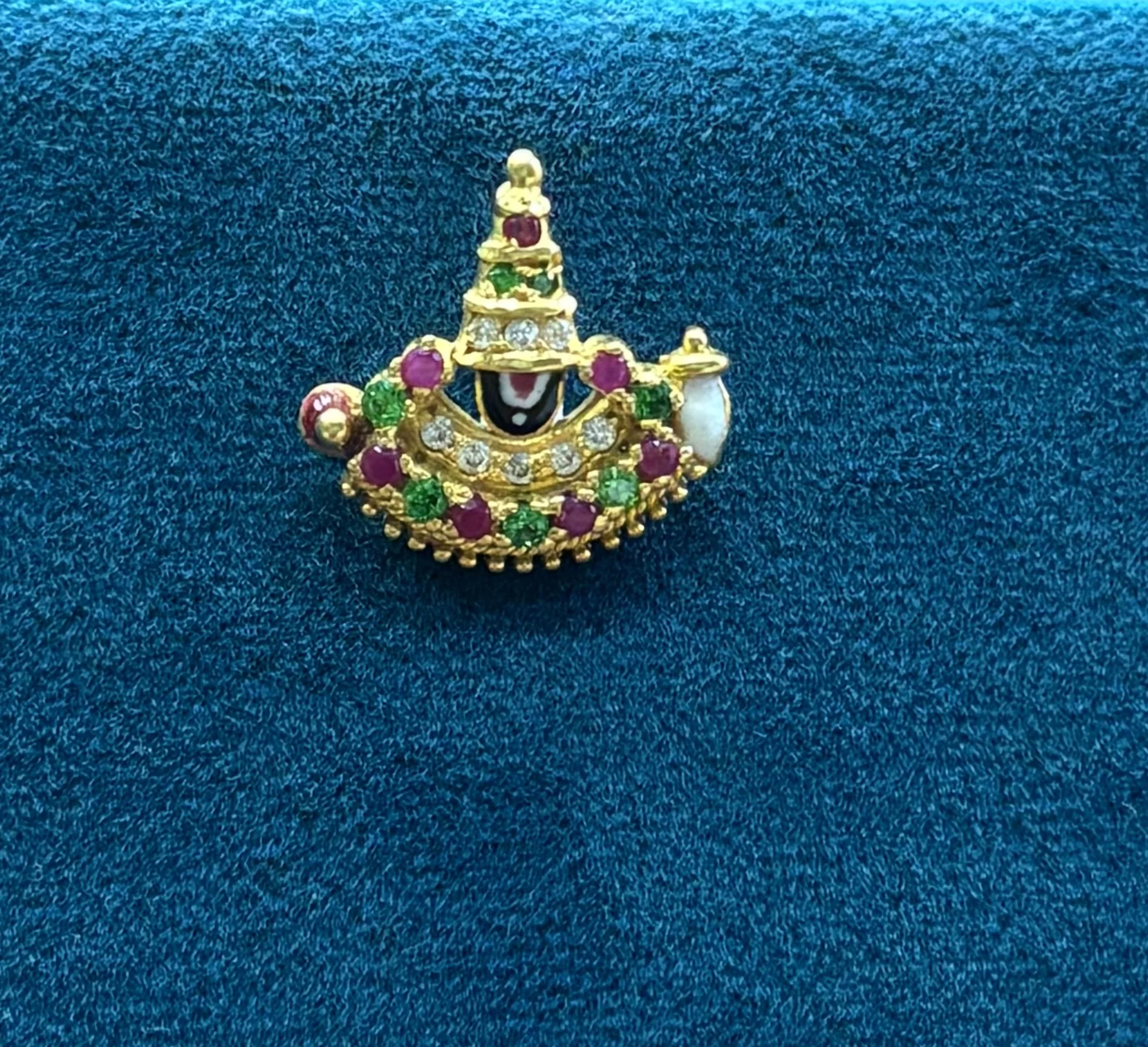 Gold Stone Balaji Locket Amrutha Jewellers 23-11-7, Nageswara Rao Pantulu Rd, Satyaranayana Puram, Vijayawada, Andhra Pradesh 520011, India