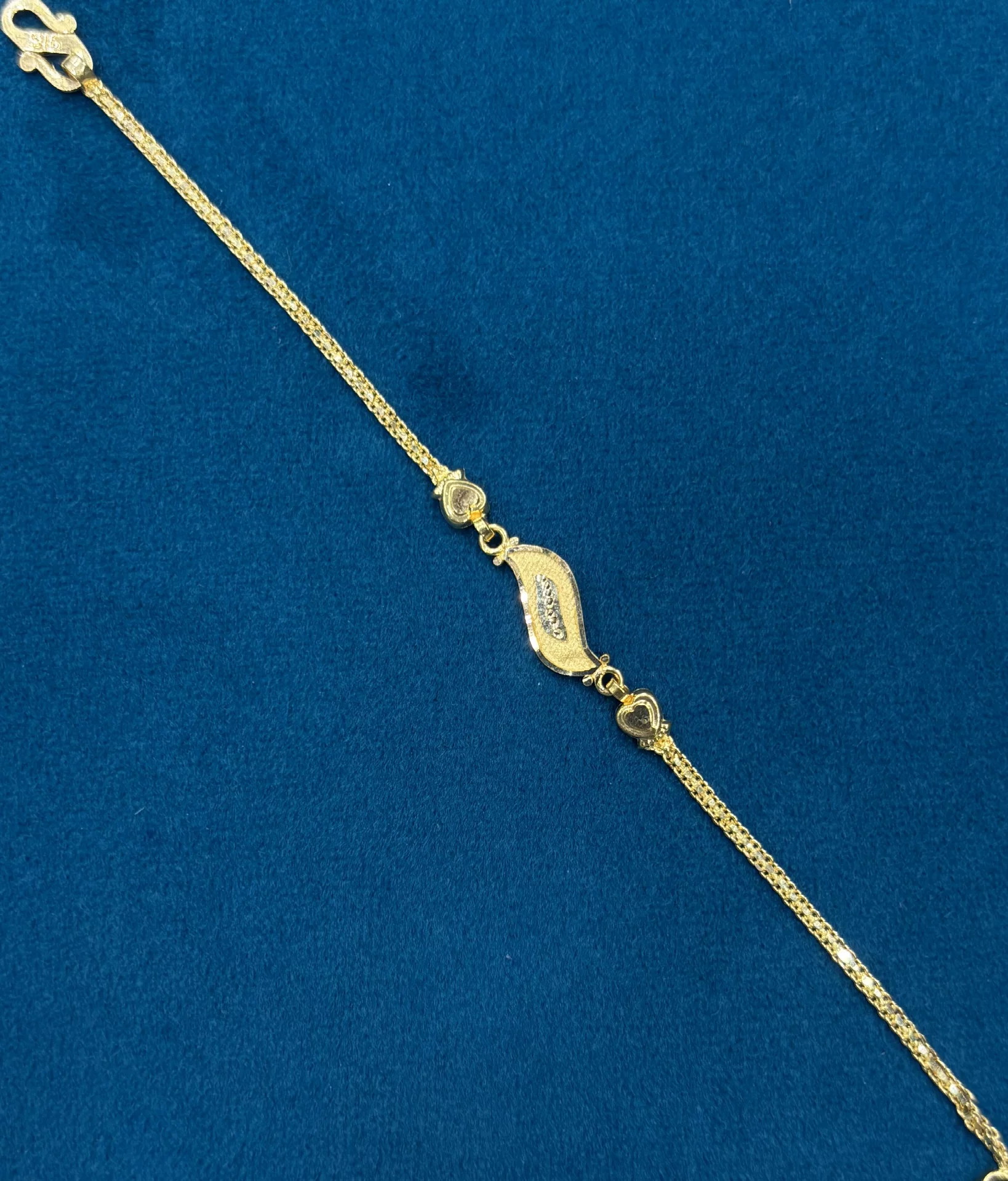 Gold Baby Bracelet Amrutha Jewellers 23-11-7, Nageswara Rao Pantulu Rd, Satyaranayana Puram, Vijayawada, Andhra Pradesh 520011, India