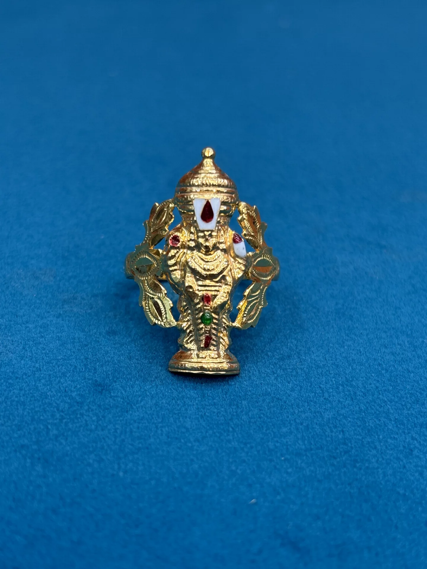 Gold Balaji Ring Amrutha Jewellers 23-11-7, Nageswara Rao Pantulu Rd, Satyaranayana Puram, Vijayawada, Andhra Pradesh 520011, India