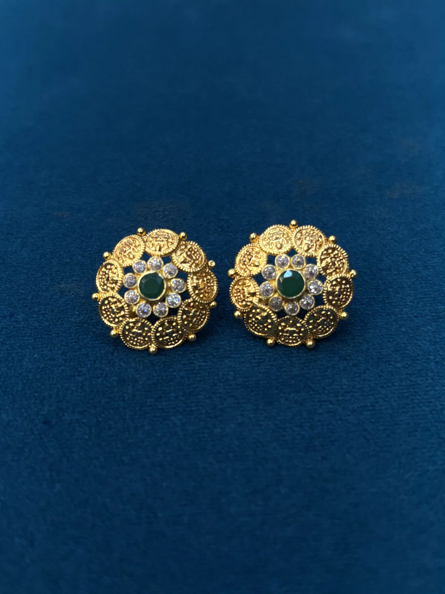 Kasula Dhidhulu Amrutha Jewellers 23-11-7, Nageswara Rao Pantulu Rd, Satyaranayana Puram, Vijayawada, Andhra Pradesh 520011, India